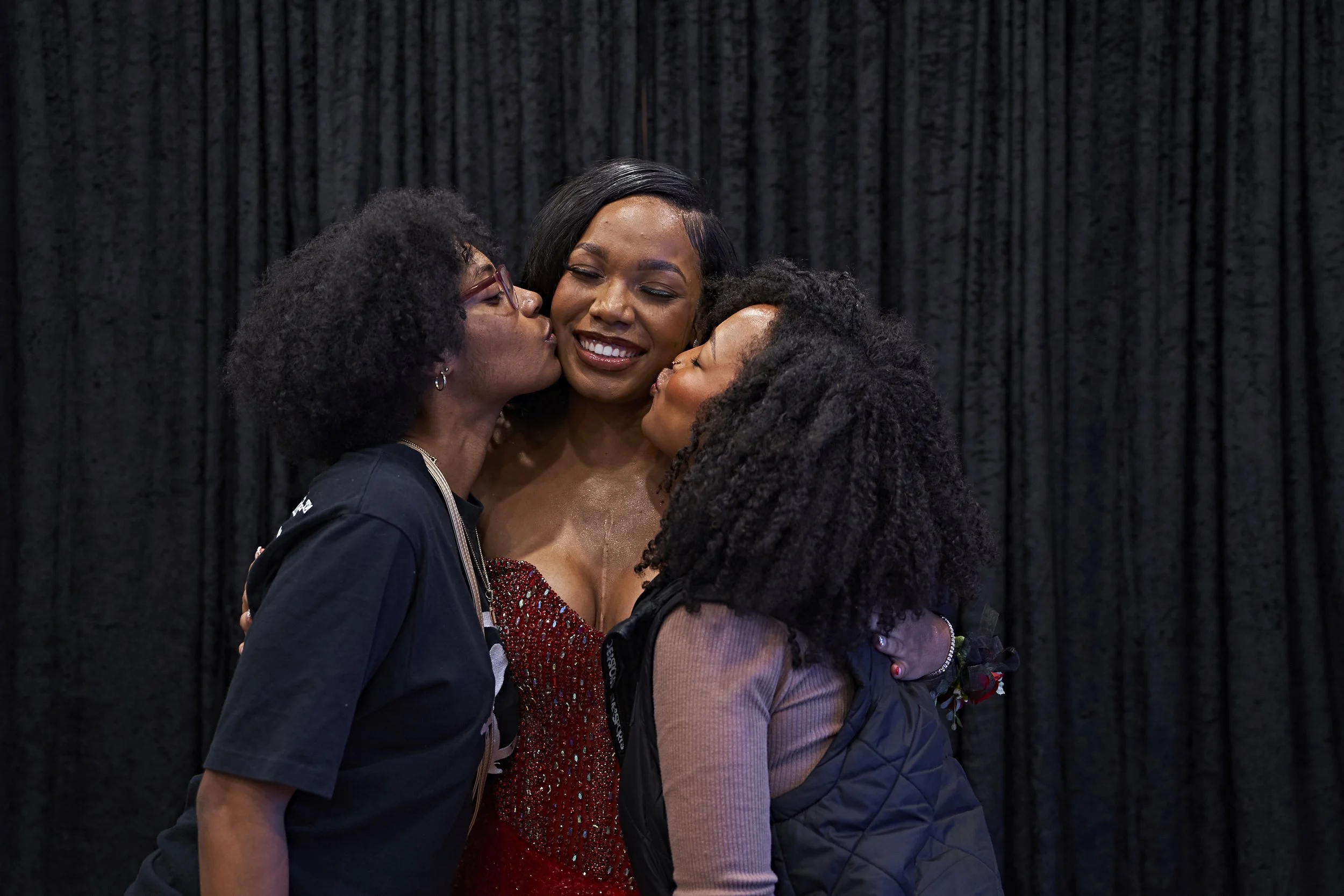KE25Prom_095.jpg