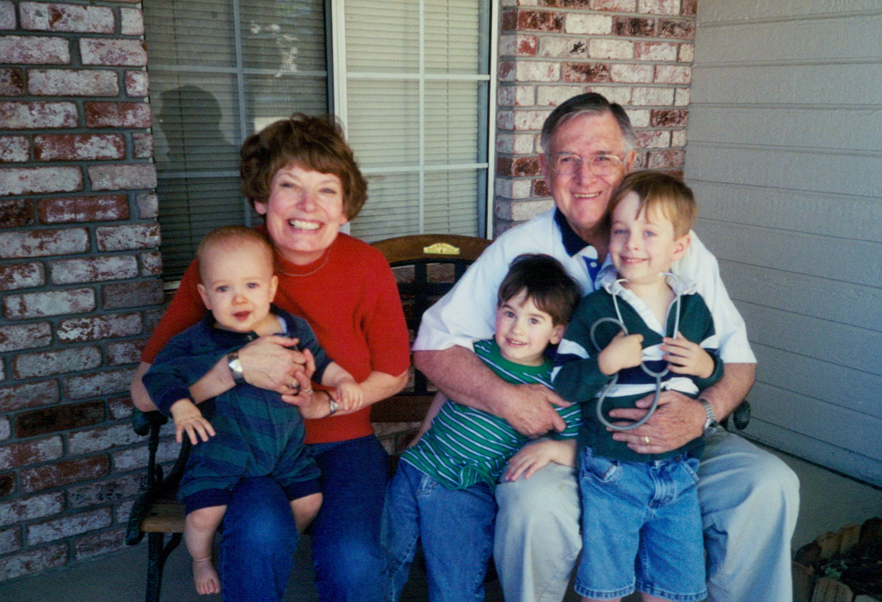 Granpa & Gma Ruff with Patterson grandchildren.jpg