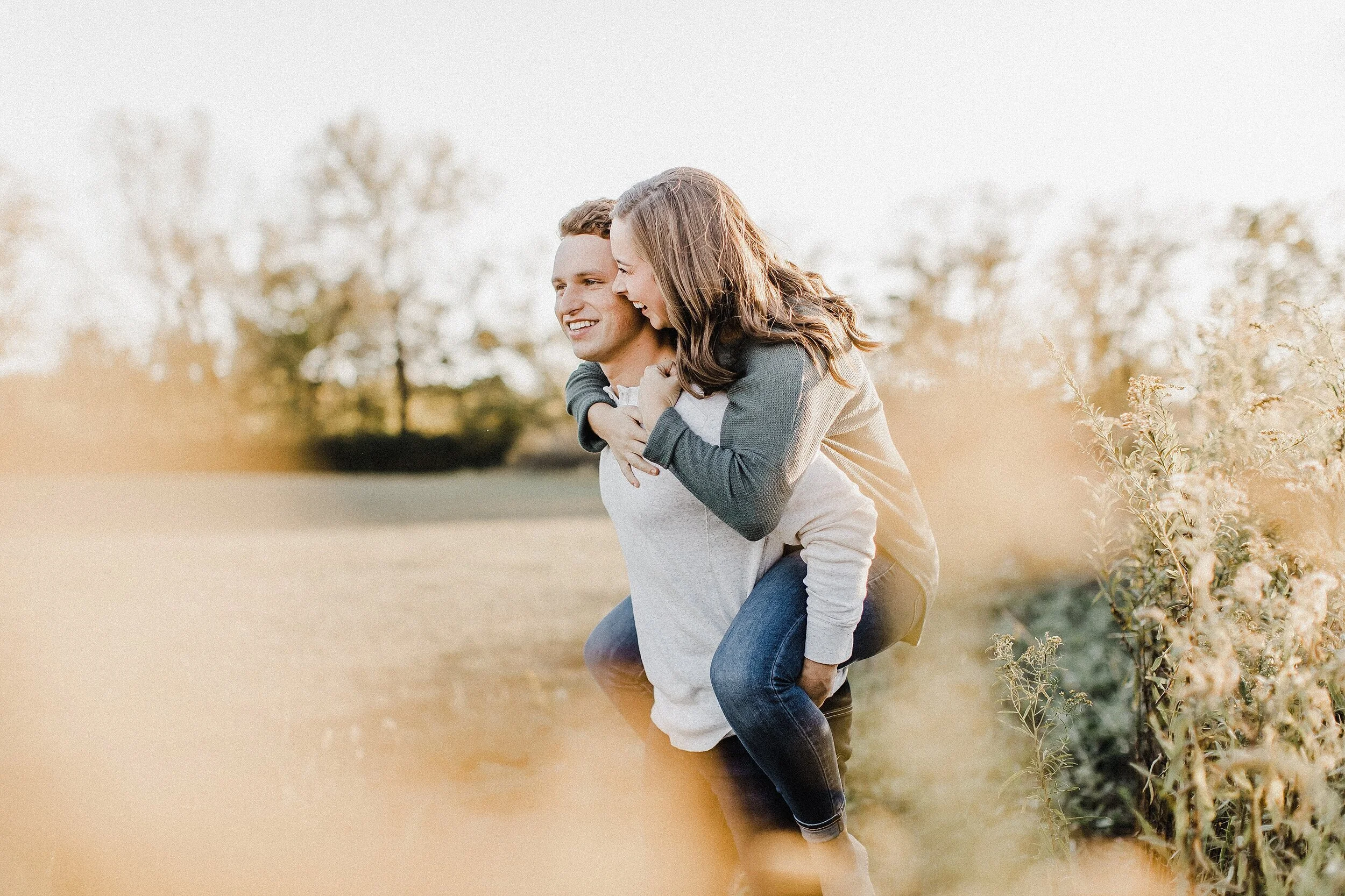 Kelsey+Walne+Photography+Engagement+Wedding+Photographer+Columbus+Ohio_0033.jpg