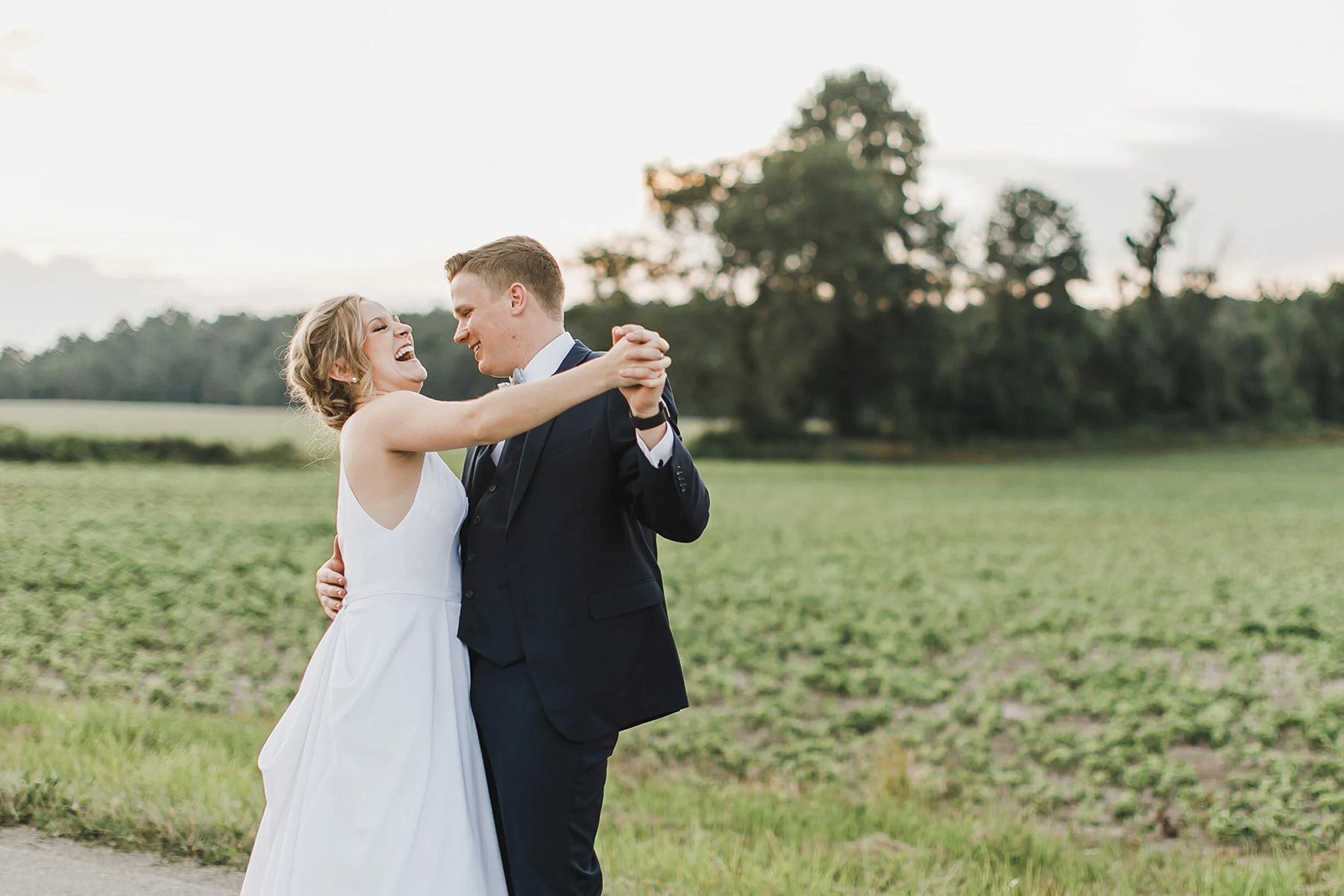 Kelsey Walne Photography Wedding Photographer Columbus Ohio_0012.jpg