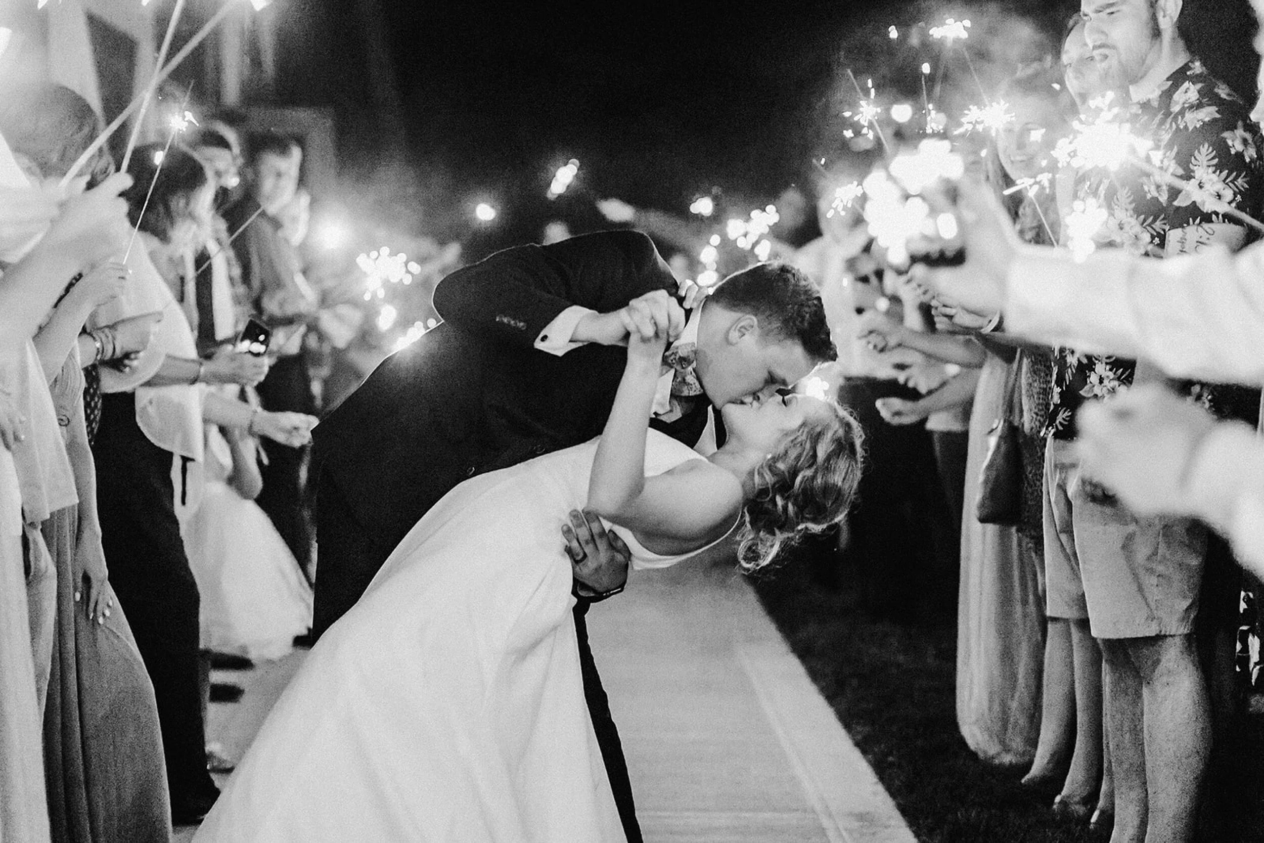 Kelsey Walne Photography Wedding Photographer Columbus Ohio_0060.jpg