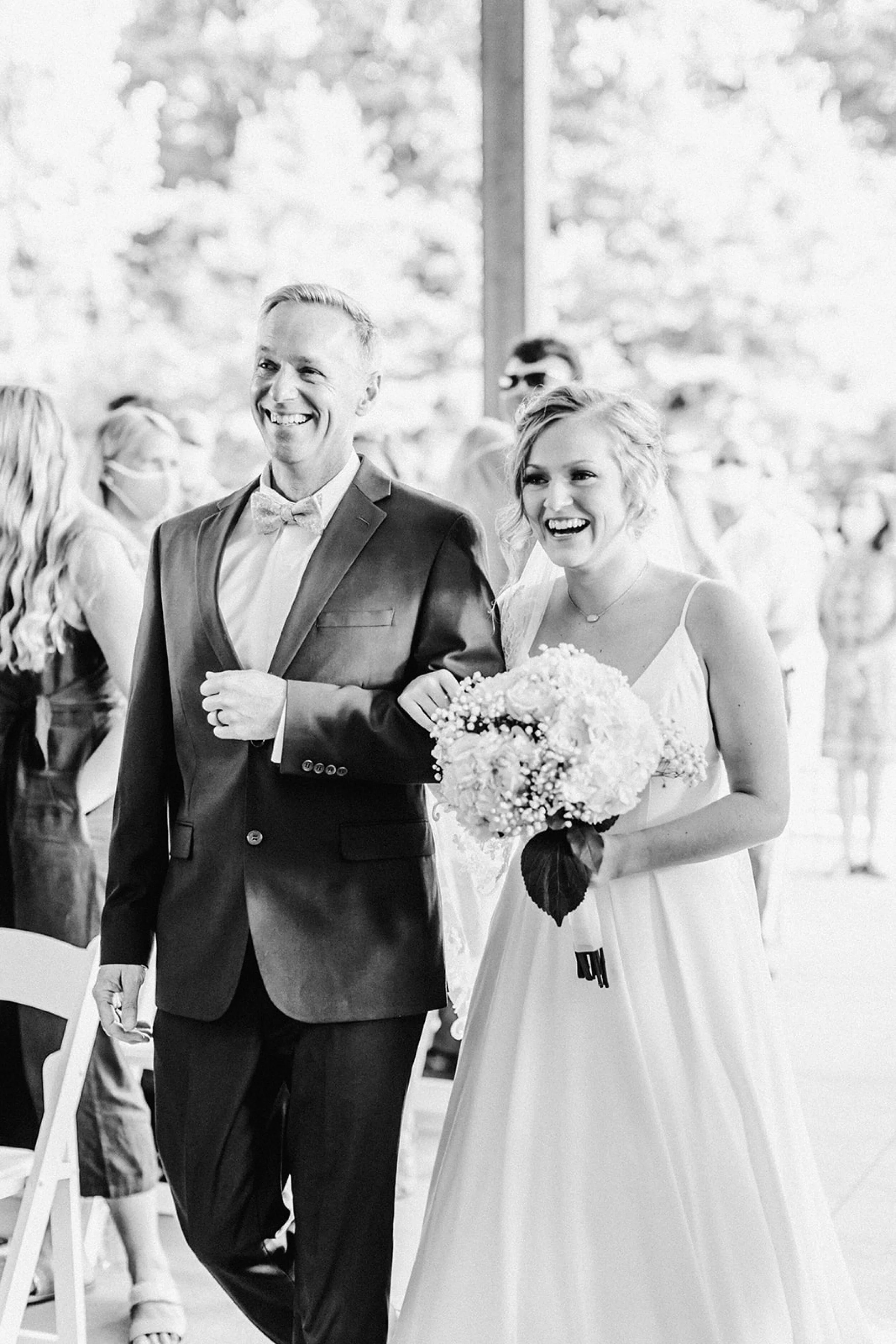 Kelsey Walne Photography Wedding Photographer Columbus Ohio_0076.jpg