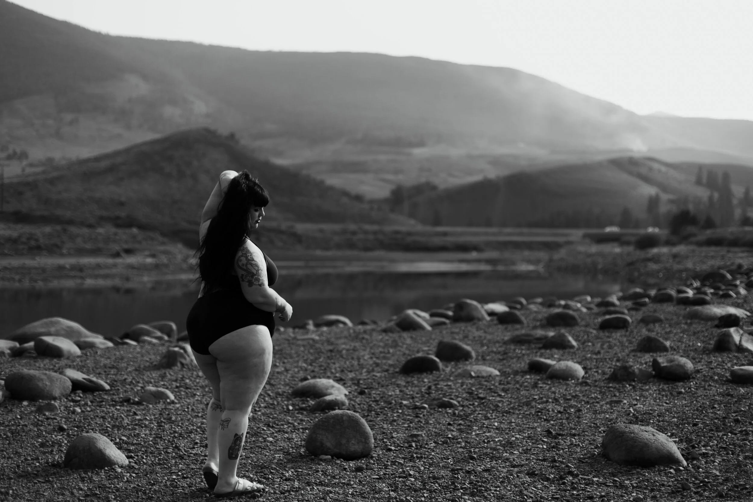 Body-Positive-Boudoir-Outdoors-LGBTQ.JPG