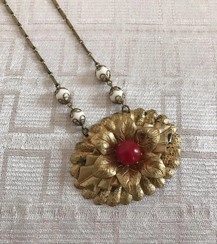 Art Nouveau Carnelian:Ivory Necklace.jpg