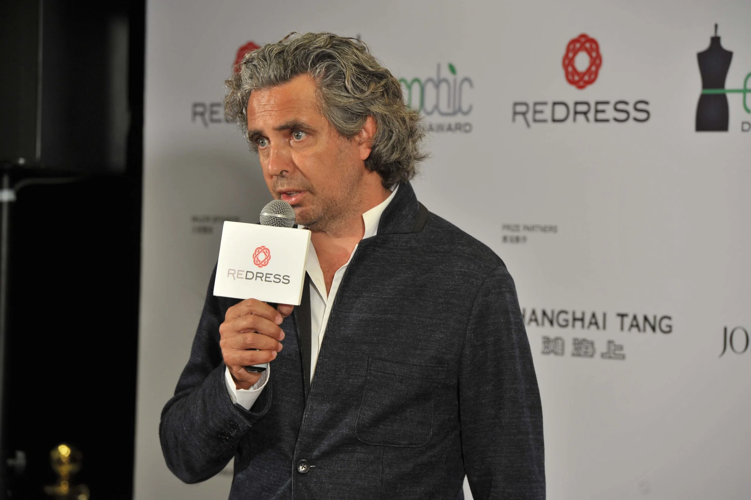 raphael-le-manse-de-chermont_executive-chairman_shanghai-tang.jpg