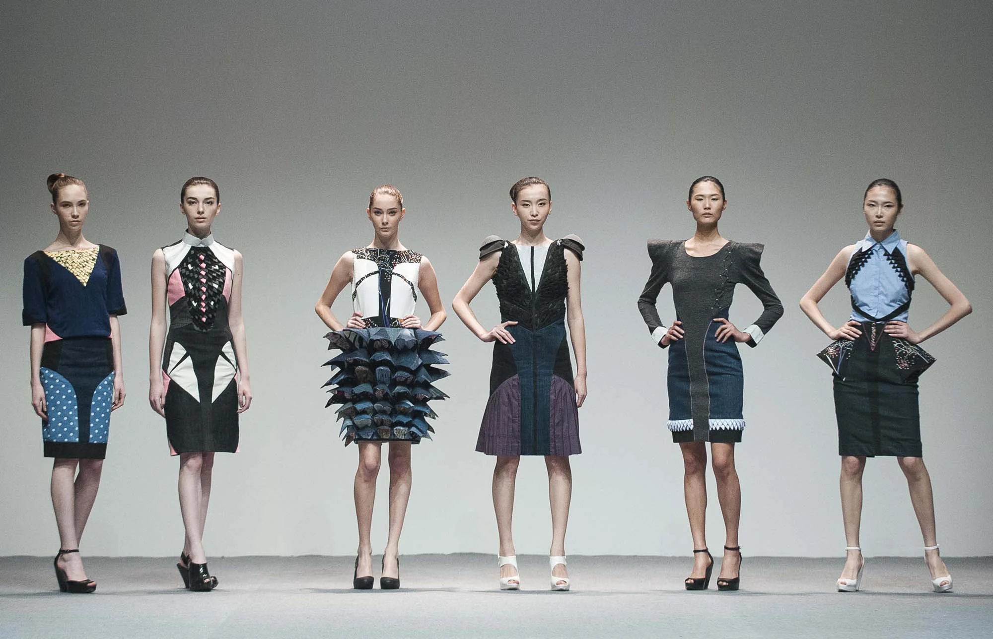 eda2013singapore-finalist_phee-ng-swee-yee_full-collection_photo-by-victor-fraile_studio-east.jpg