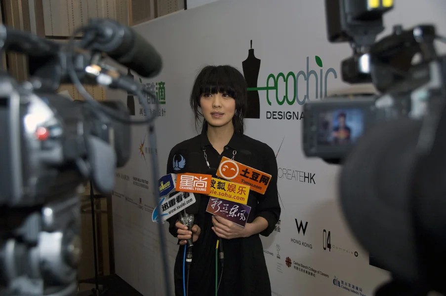 ellakoon_d2s0256-sm.jpg
