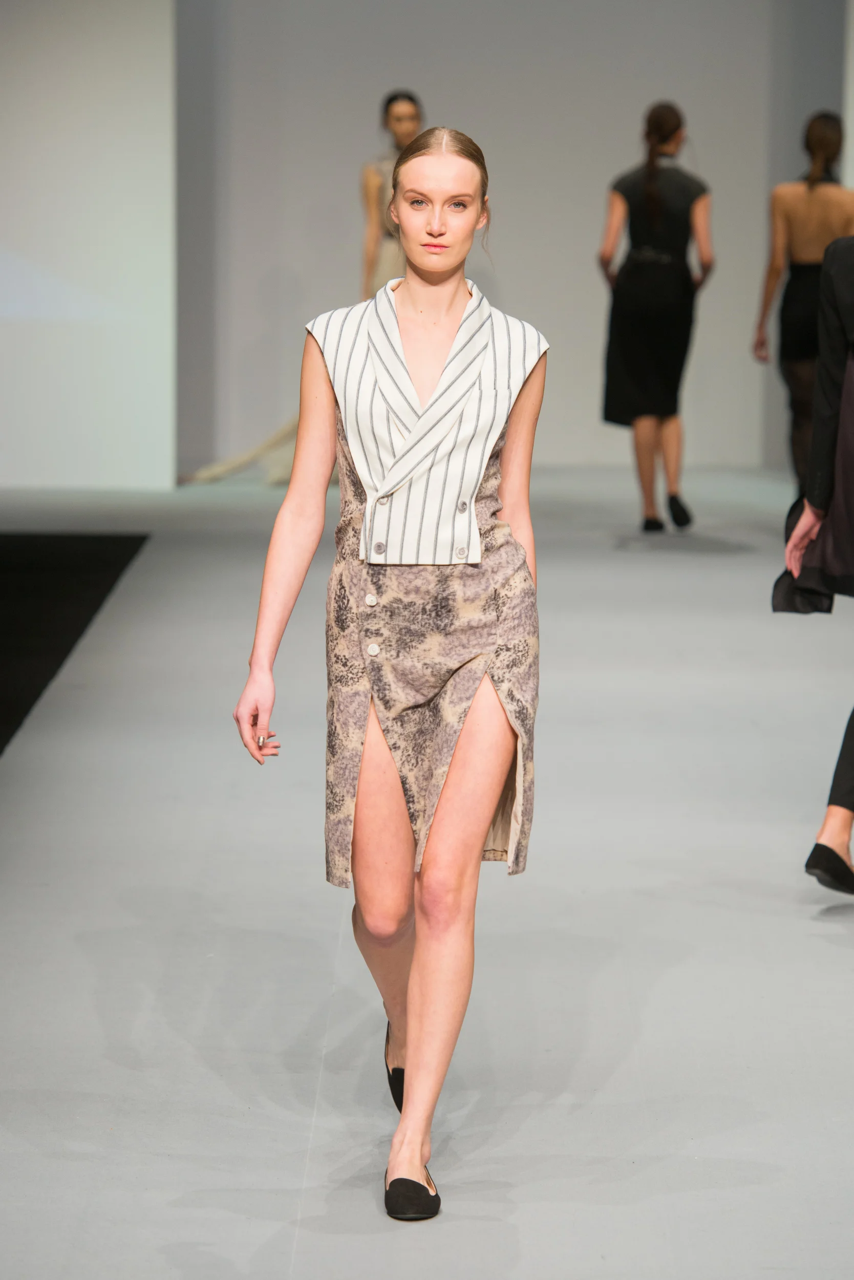 The EcoChic Design Award 2014_15_Mainland_China_Aya_Xiaoting_Qi_5.jpg