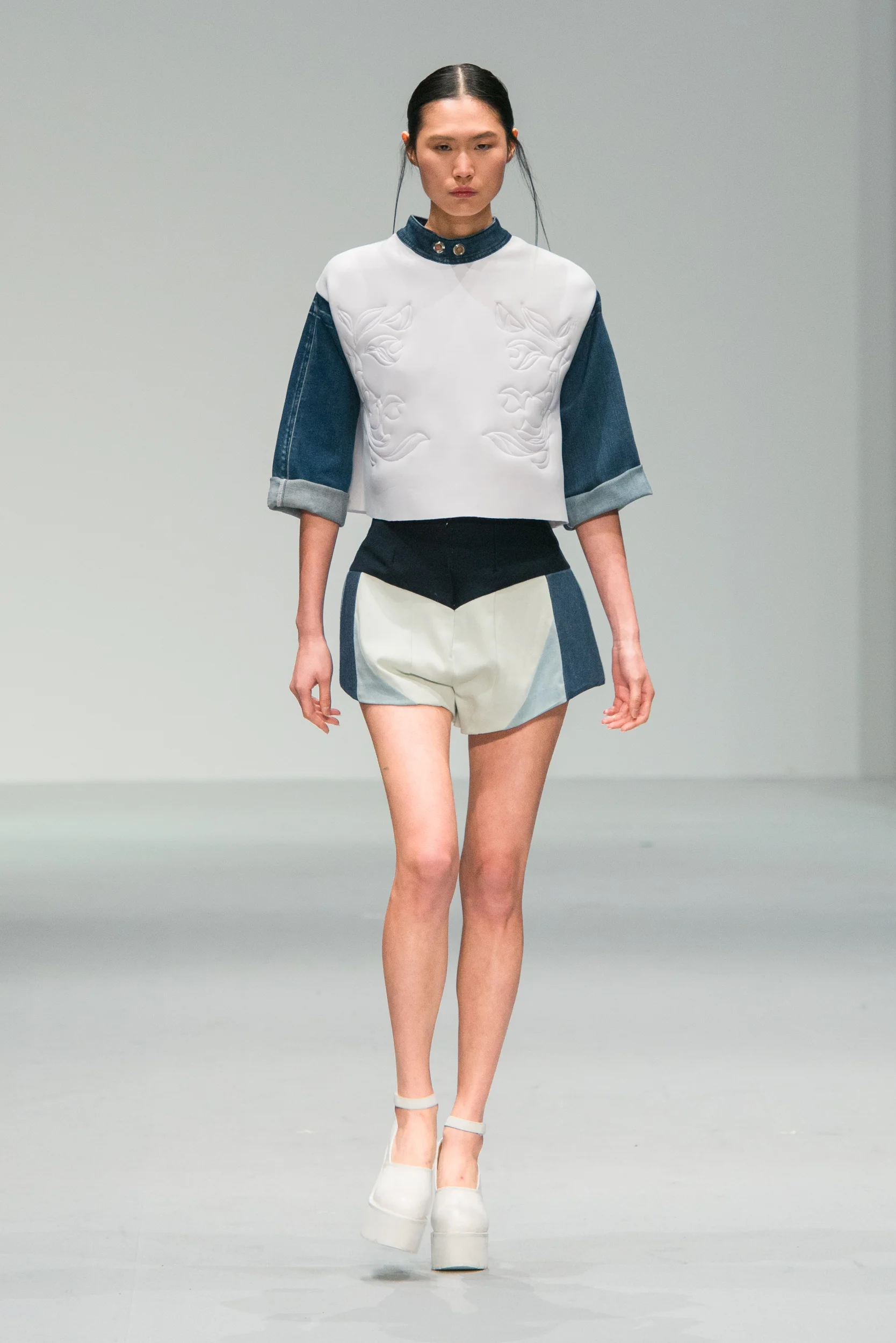 The EcoChic Design Award 2014_15_Taiwan_Yvonne_Tien_Chun_Tsai_1.jpg