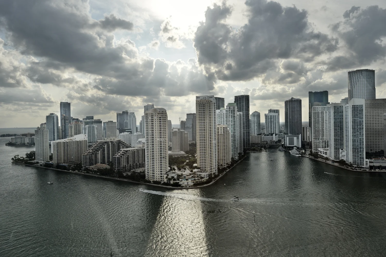 Kadir van Lohuizen | Rising Sea Levels, Miami, 2014