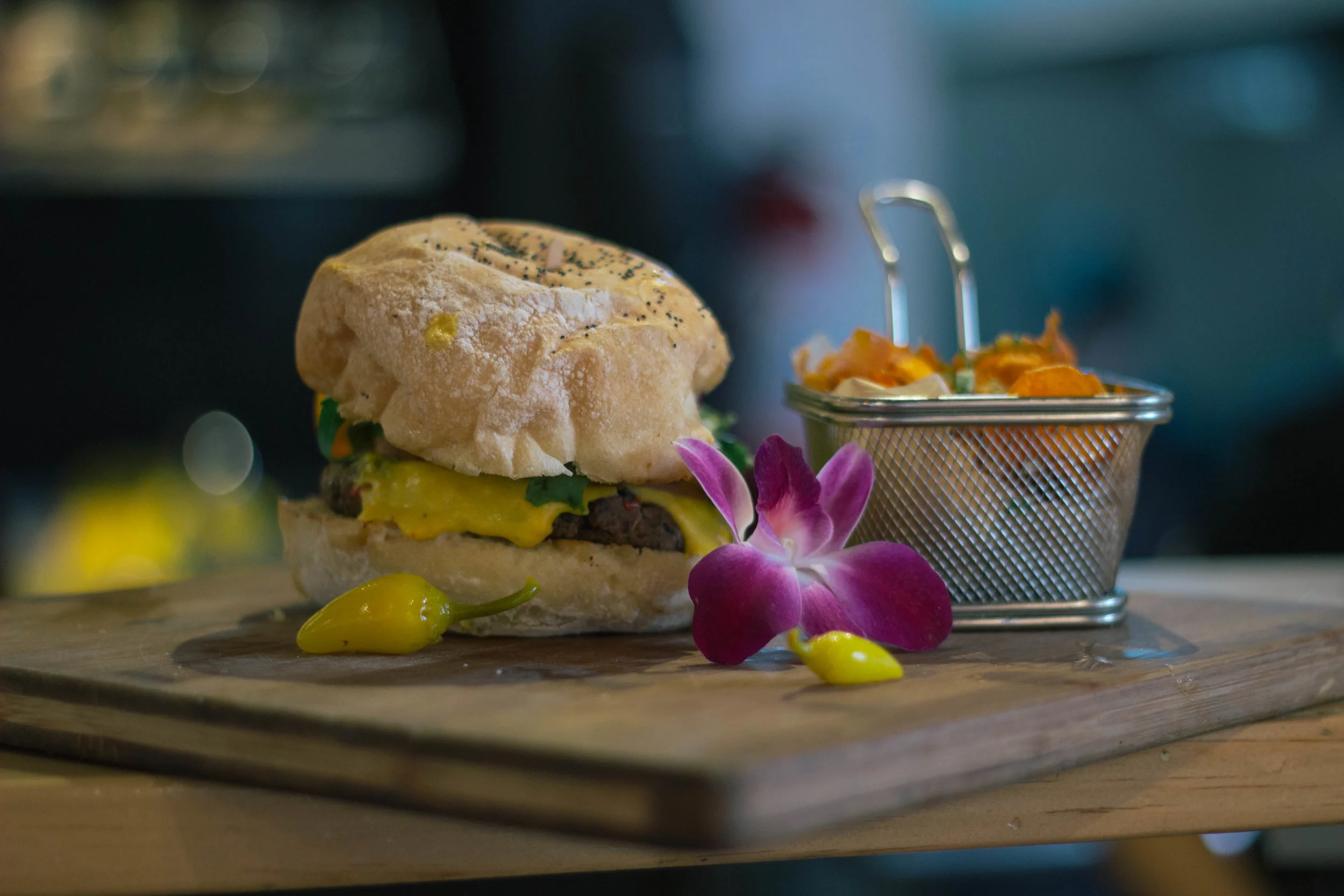 Alma Verde Vegan Burger.jpg