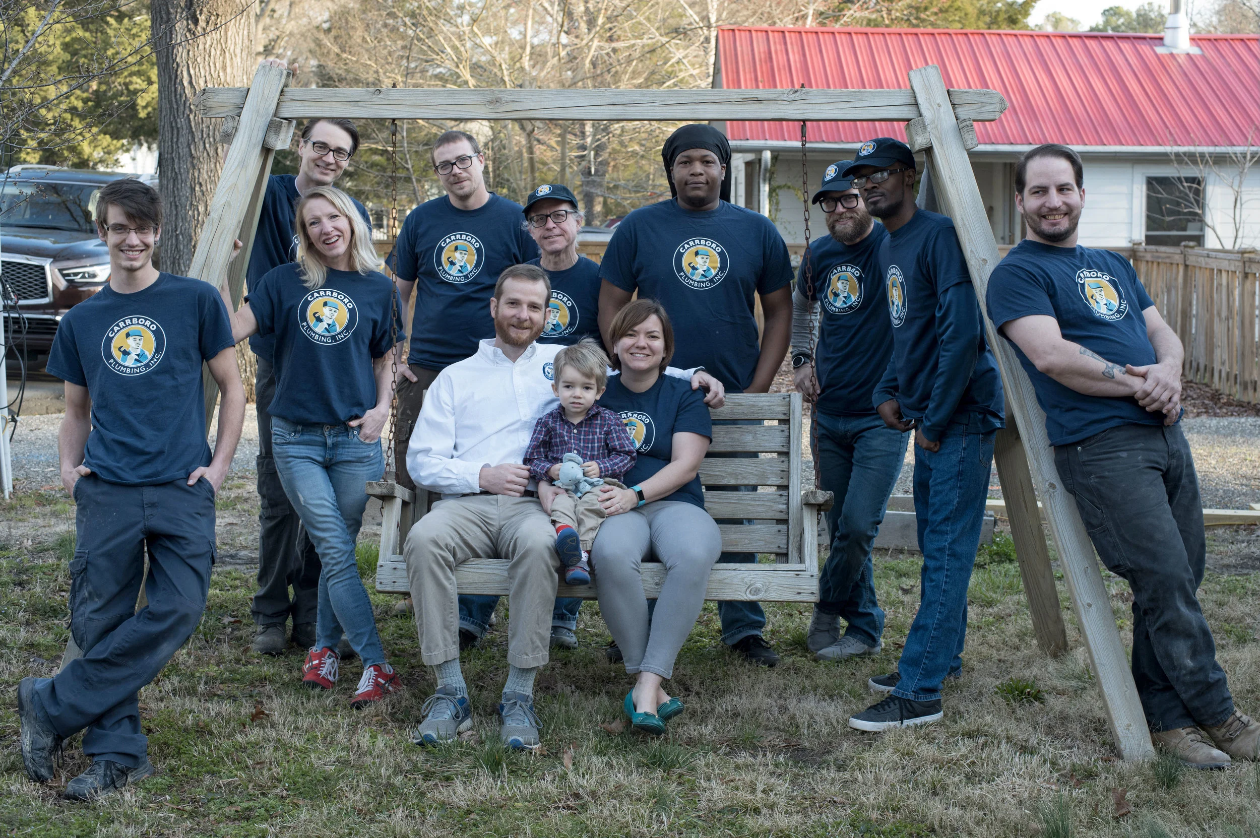 2019-Group-Shot-Around-Swing.jpg