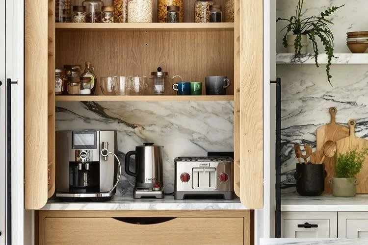 In today&rsquo;s multifamily market, luxury no longer equals appeal.✨

As rents rise, many residents, especially Gen Z renters, are rethinking what &ldquo;amenities&rdquo; truly add value. Instead of flashy extras like boxing gyms or rooftop golf sim
