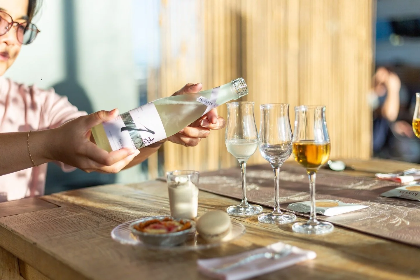Sake Tasting

The best experiences are the ones you didn&rsquo;t plan for.

Every experience, one elevator ride away. That&rsquo;s ResEssential!

#resessential #sakitasting #luxuryapartments #residentevents #apartmentliving