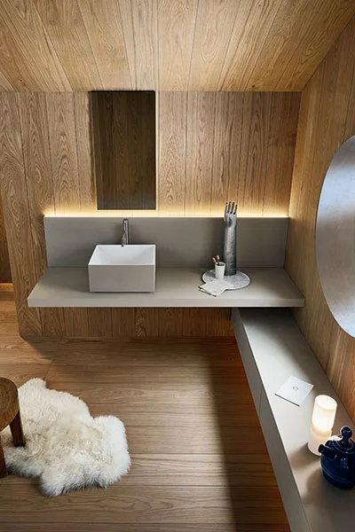 Absolutely contemporary and always relevant, the crafted pieces offer distinct and functional solutions that define the layout of any bathroom