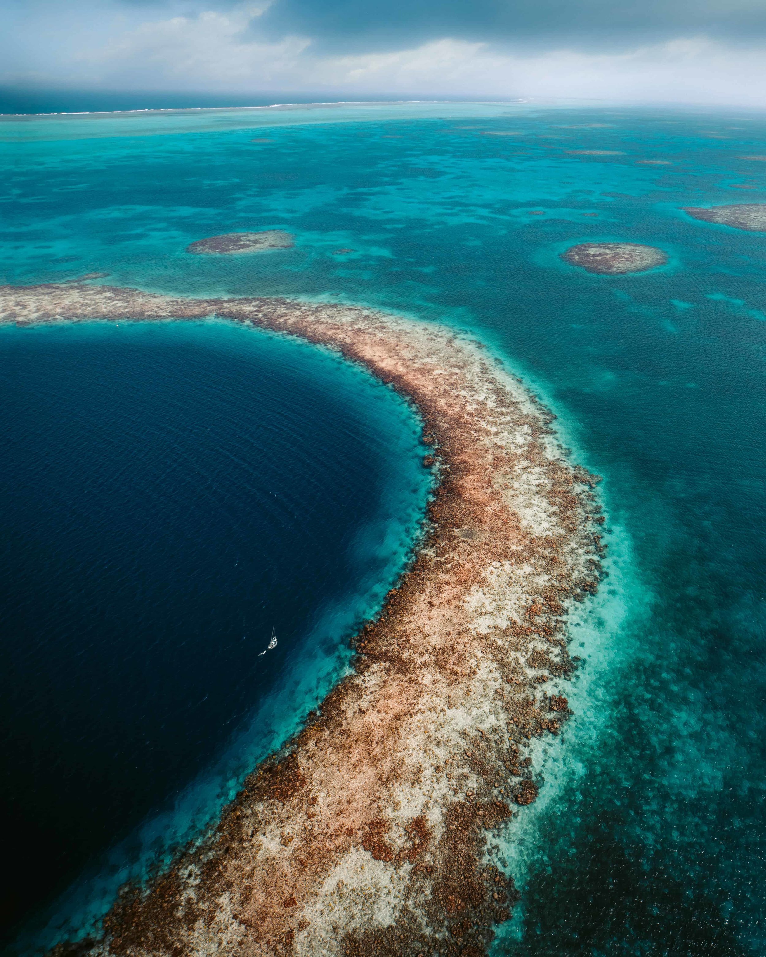 belize helicopter tours blue hole