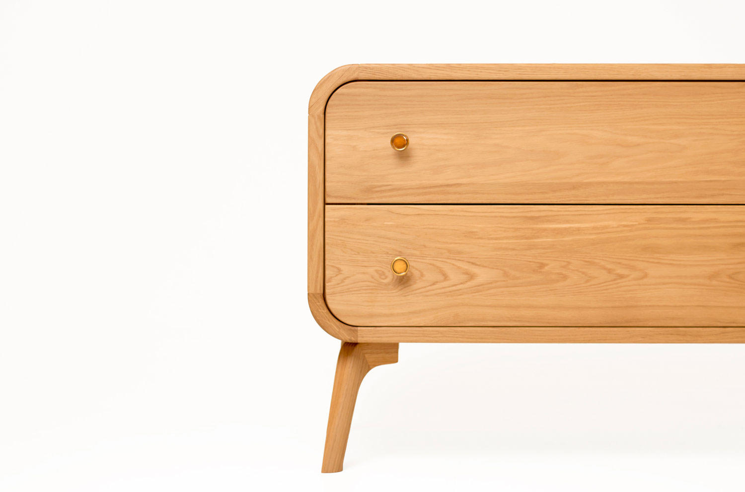 Komodos, tv komodos, tv spintelės, tv staliukai, oak studio designs, ąžuoliniai baldai, baldai, miegamojo komodos, medinės komodos, svetainės komodos, išskirtinės komodos