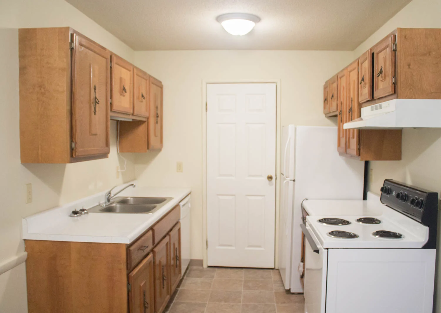 Photos & Videos — Edinboro Country Square Apartments