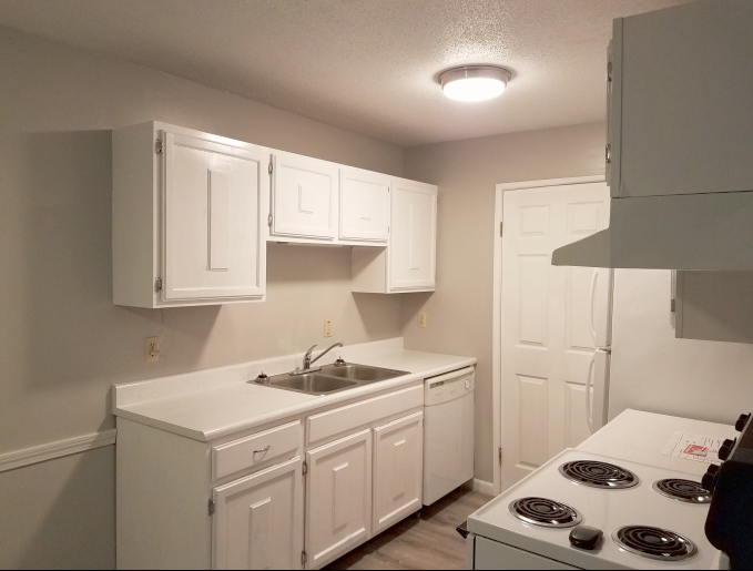 Photos & Videos — Edinboro Country Square Apartments