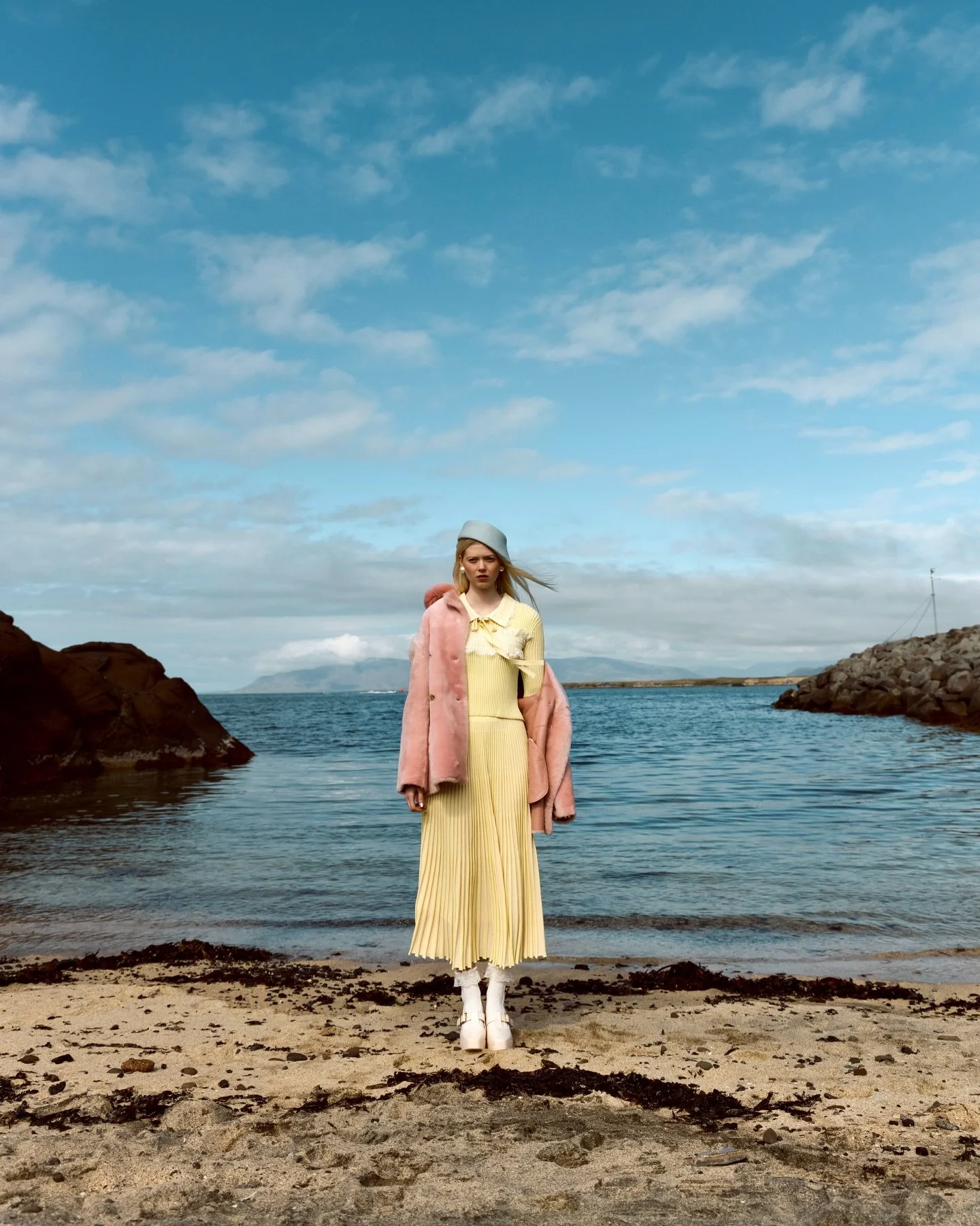 Color of the season 🌼🧈✨