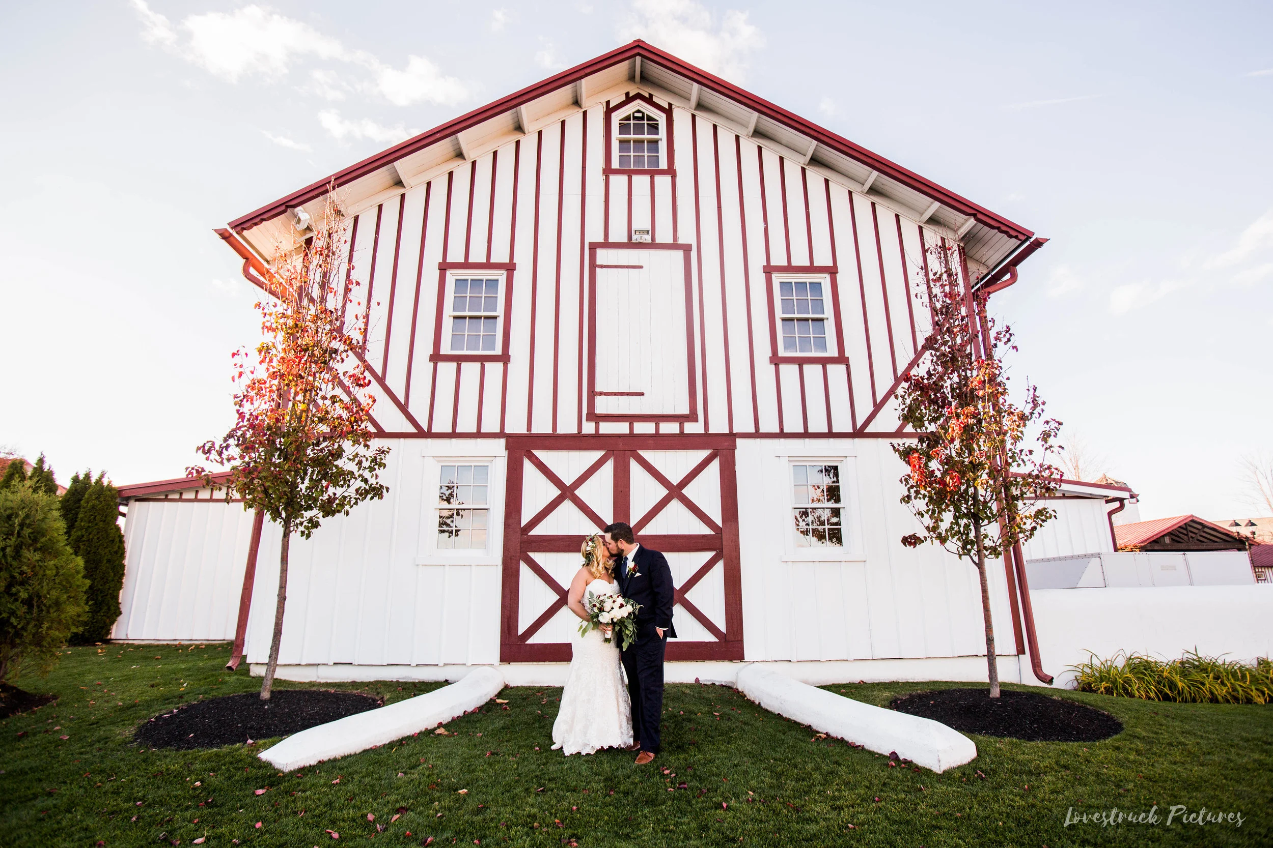NORMANDY_FARMS_WEDDING_BLUEBELL_PA--35.jpg