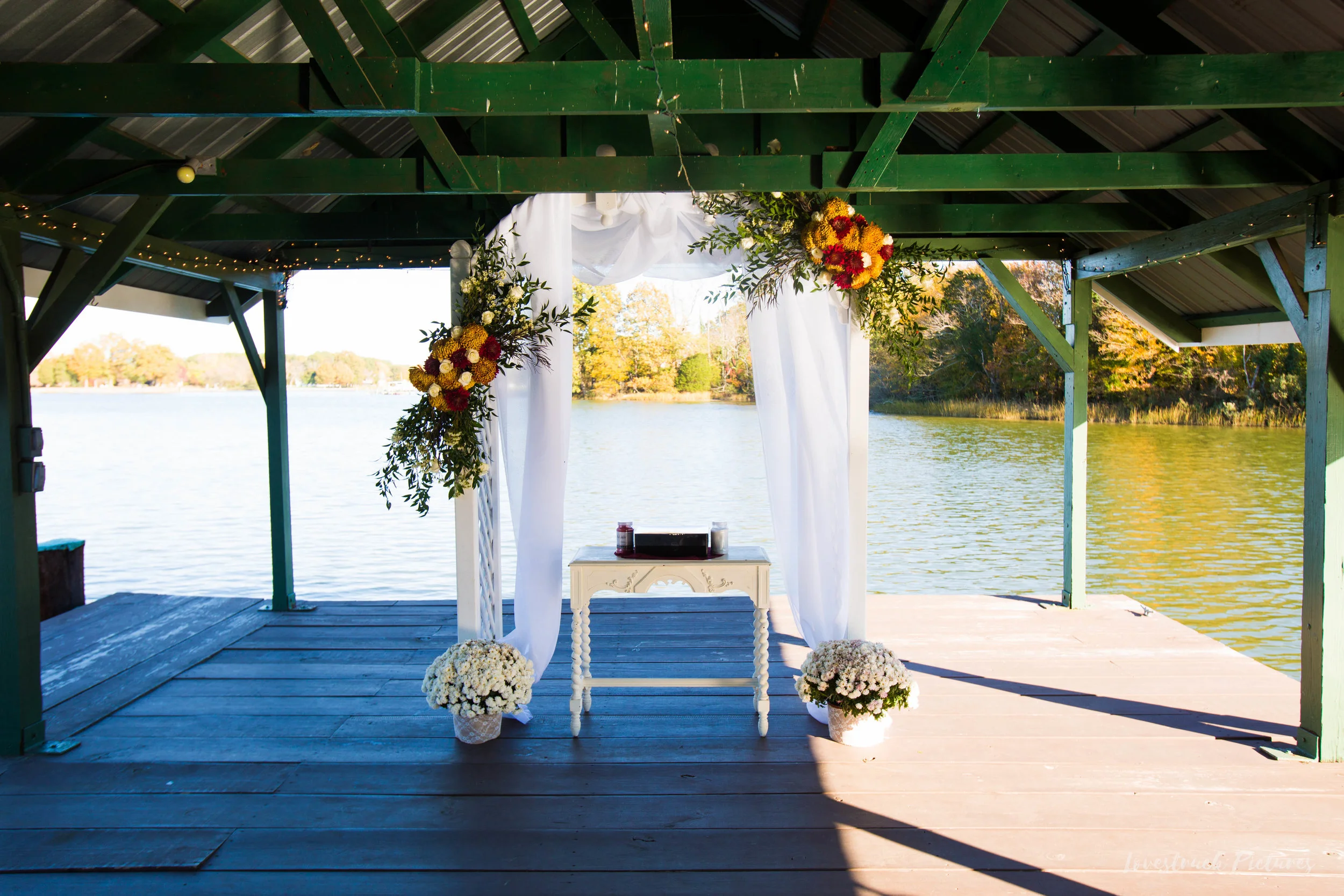 THE_OAKS_ON_THE_WATERFRONT_MARYLAND_WEDDING--8595.jpg