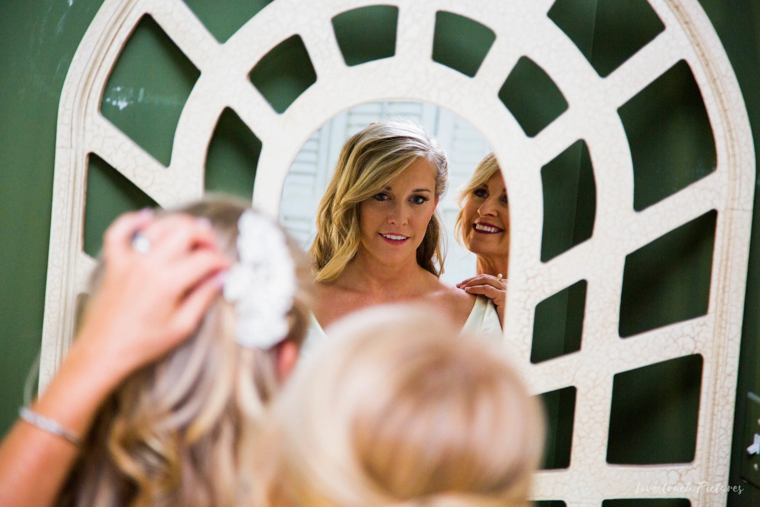 THE_OAKS_ON_THE_WATERFRONT_MARYLAND_WEDDING--8695.jpg