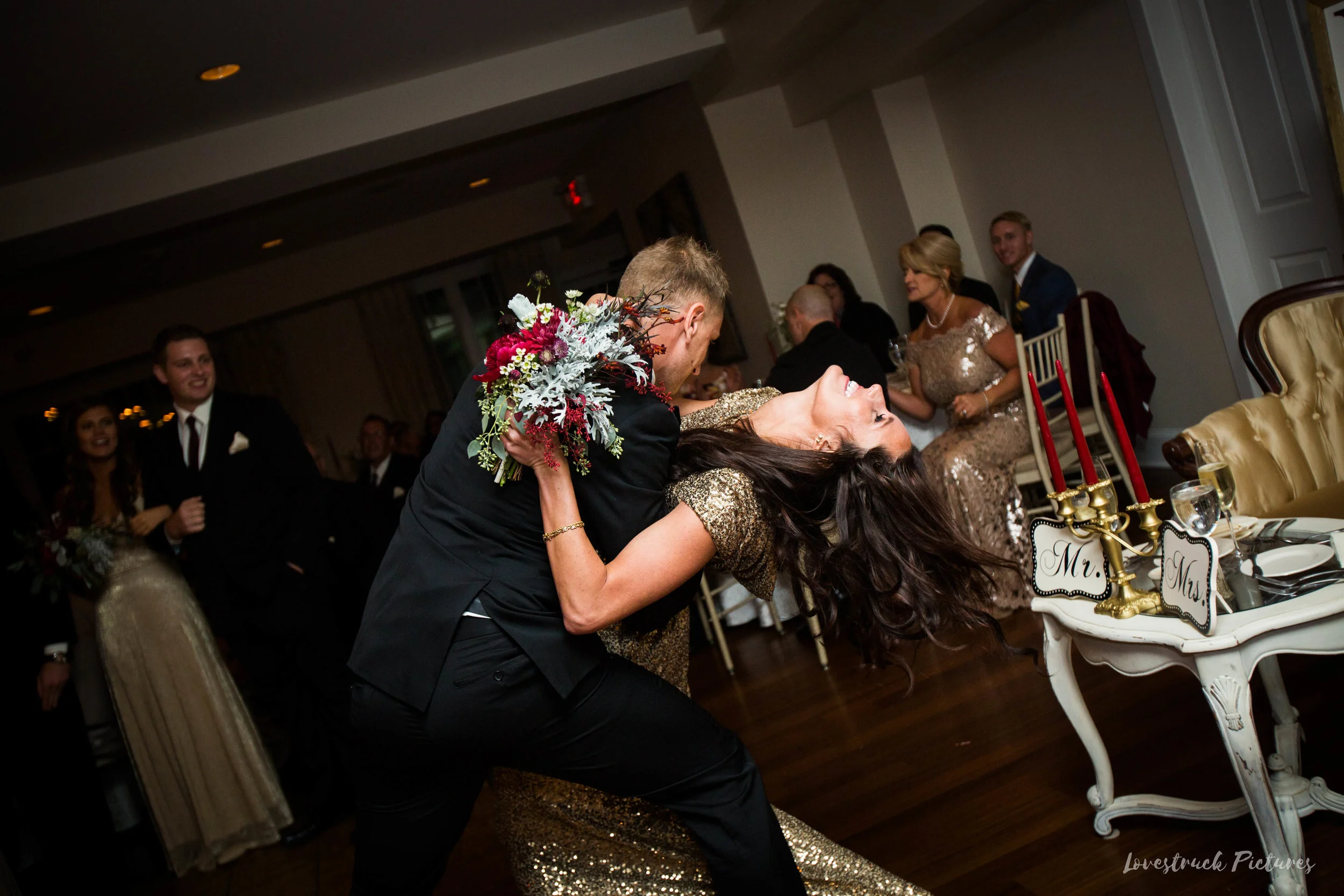 THE_OAKS_ON_THE_WATERFRONT_MARYLAND_WEDDING--9846.jpg