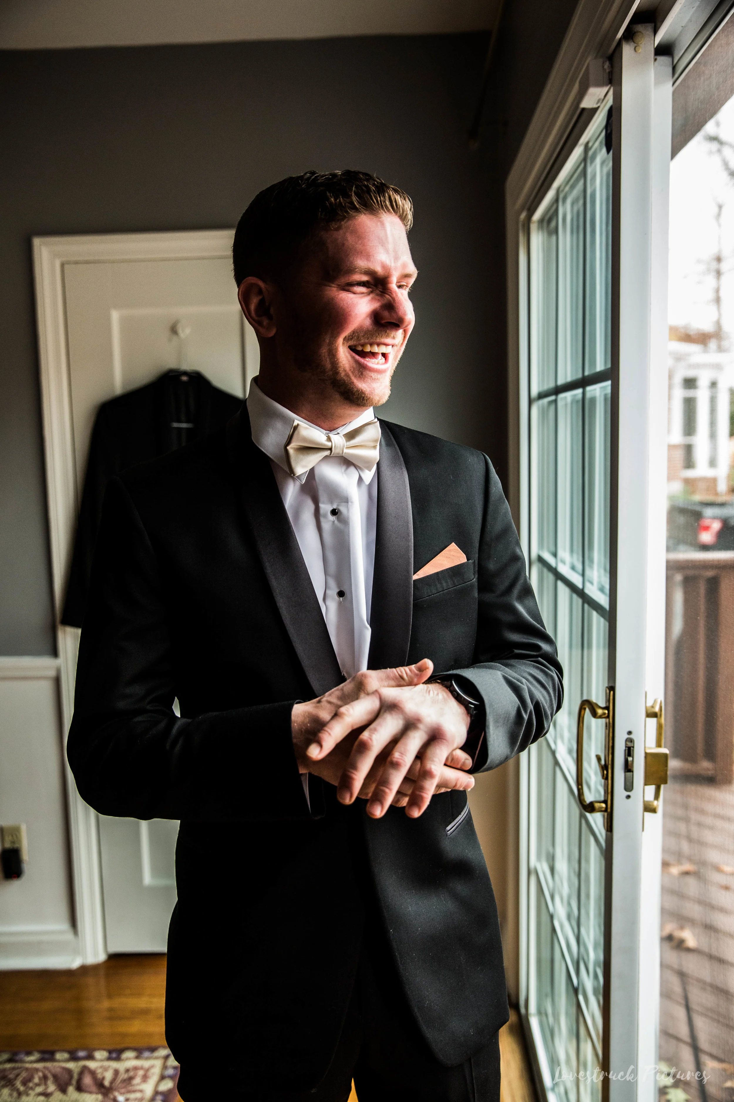 SOUTHAMPTON_ROOM_WEDDING--27.jpg