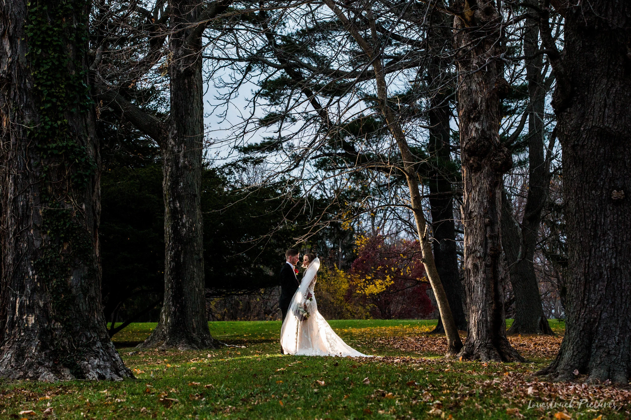 SOUTHAMPTON_ROOM_WEDDING--97.jpg