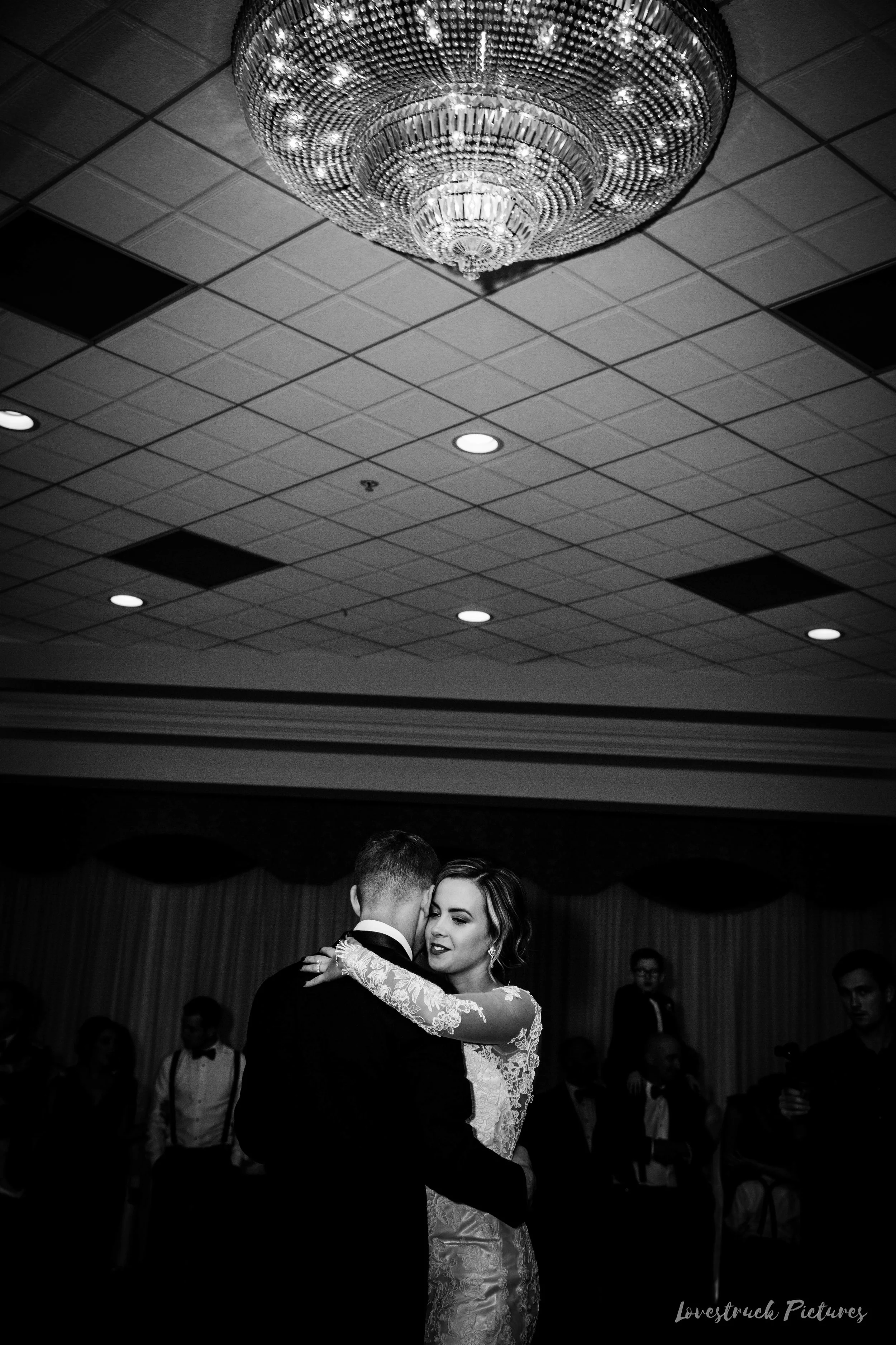 SOUTHAMPTON_ROOM_WEDDING--116.jpg