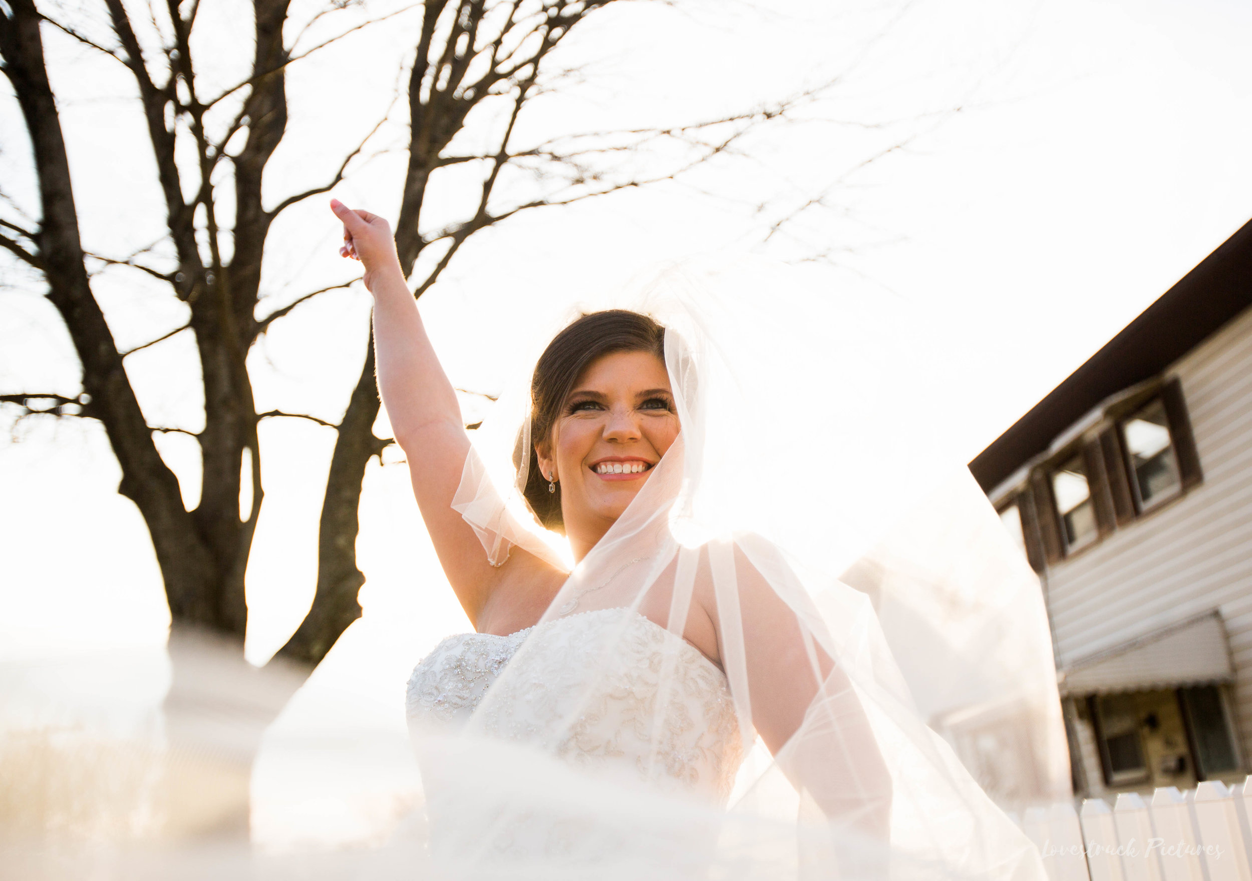 PHILADELPHIA_BALLROOM_WEDDING_PHOTOGRAPHY--35.jpg