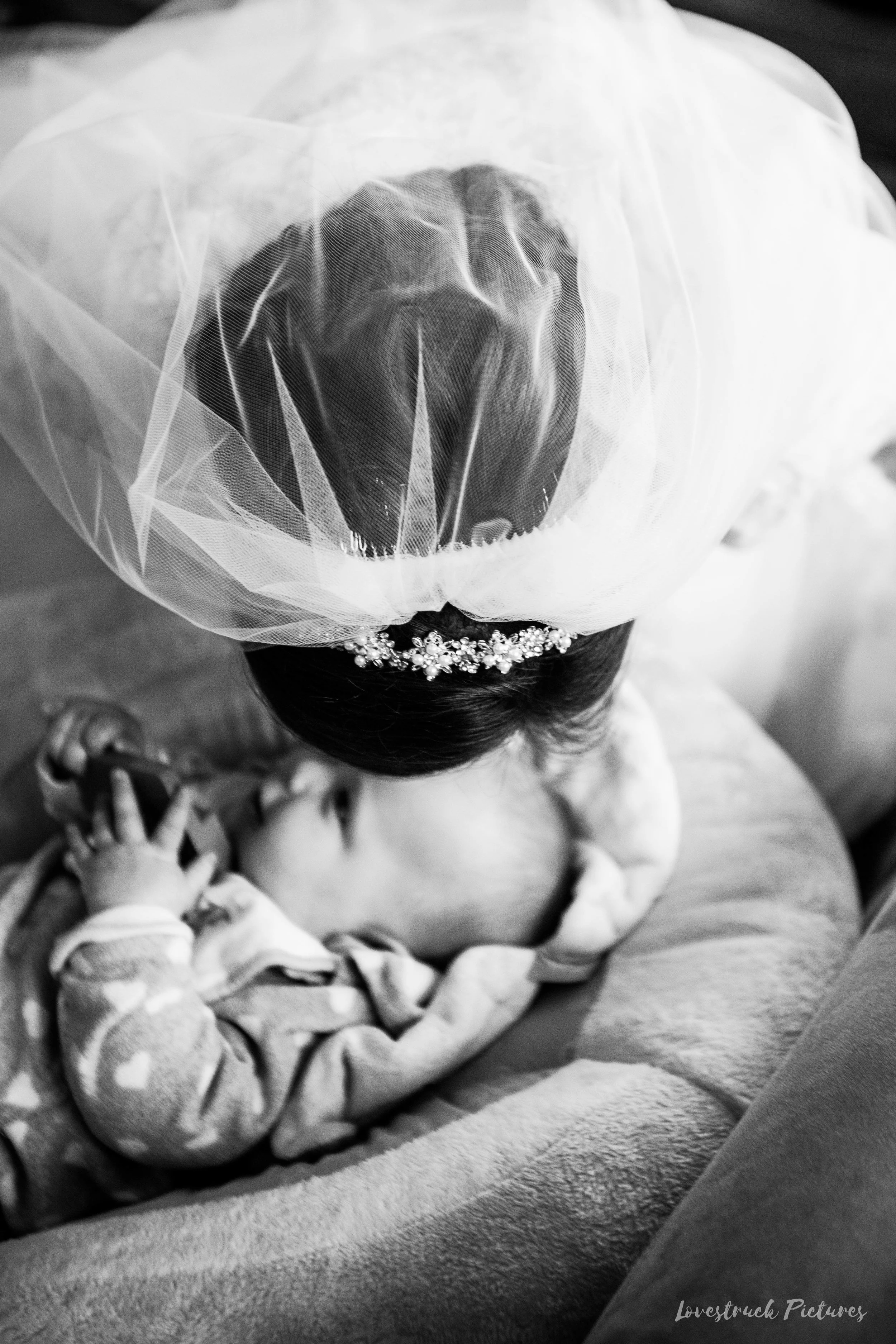PHILADELPHIA_BALLROOM_WEDDING_PHOTOGRAPHY--38.jpg
