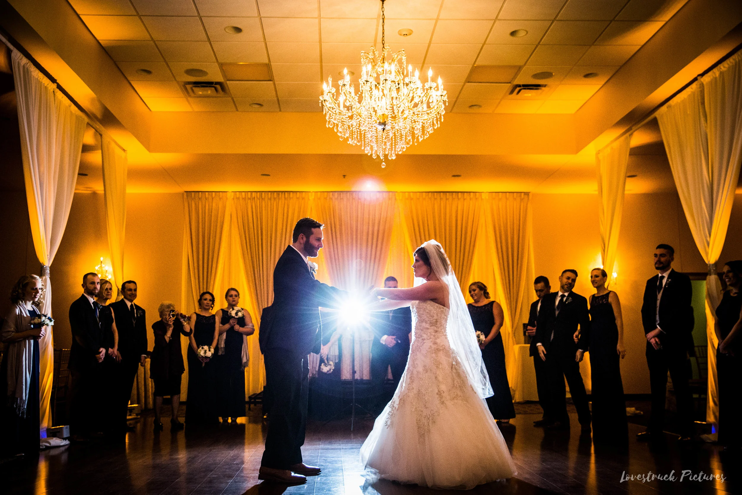 PHILADELPHIA_BALLROOM_WEDDING_PHOTOGRAPHY--91.jpg