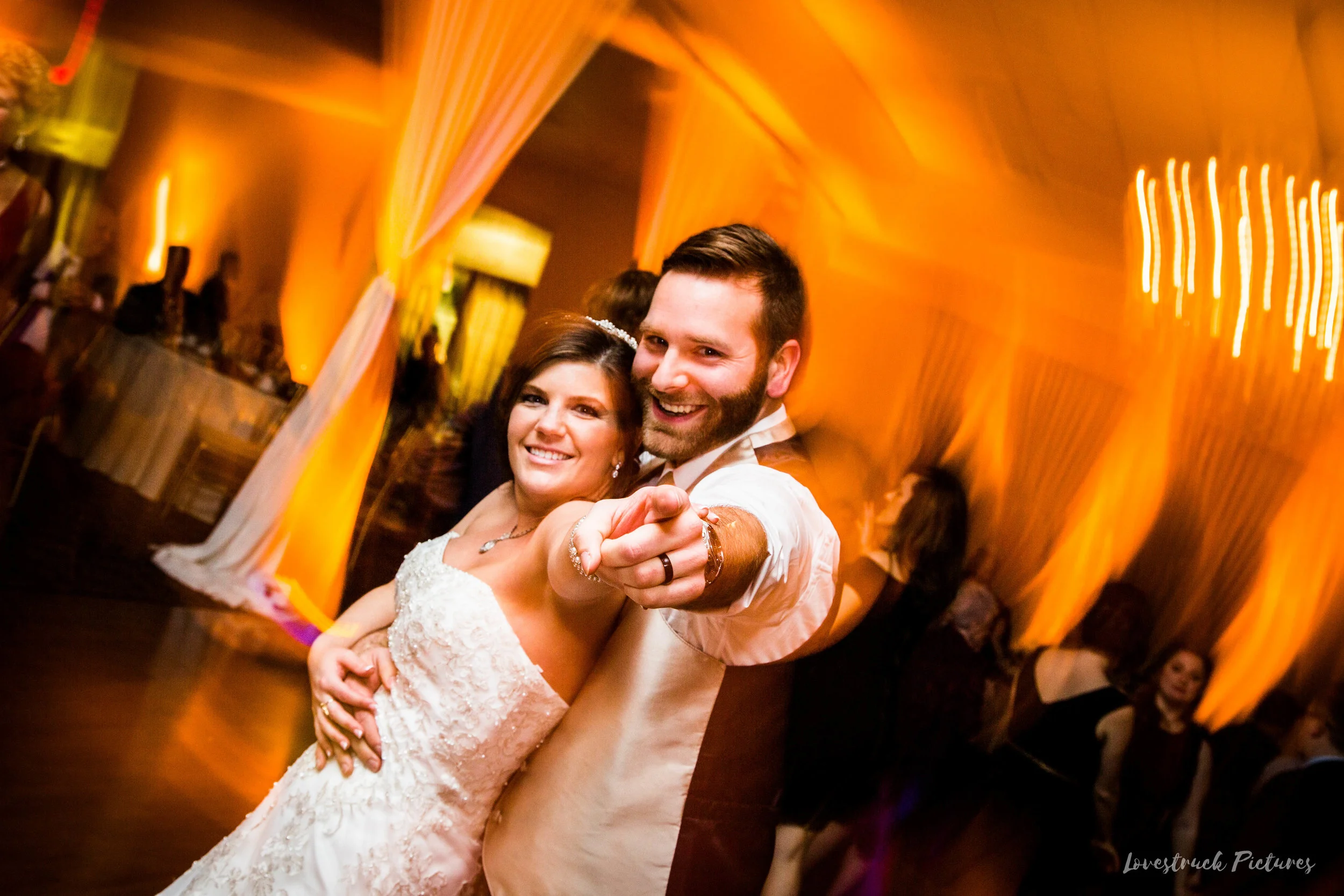PHILADELPHIA_BALLROOM_WEDDING_PHOTOGRAPHY--112.jpg