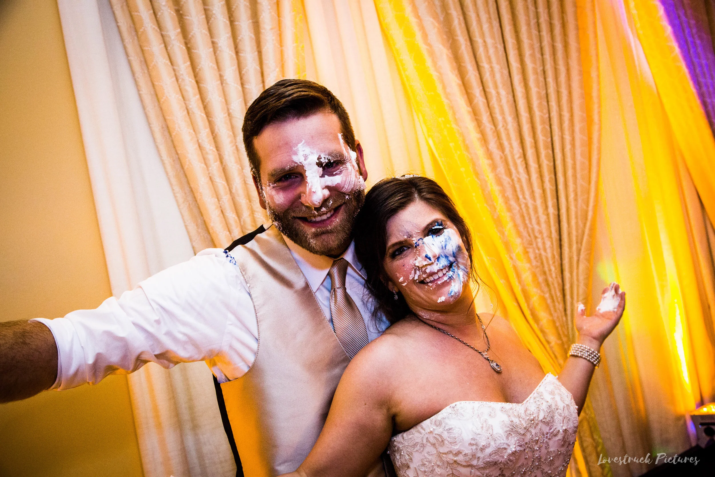 PHILADELPHIA_BALLROOM_WEDDING_PHOTOGRAPHY--125.jpg