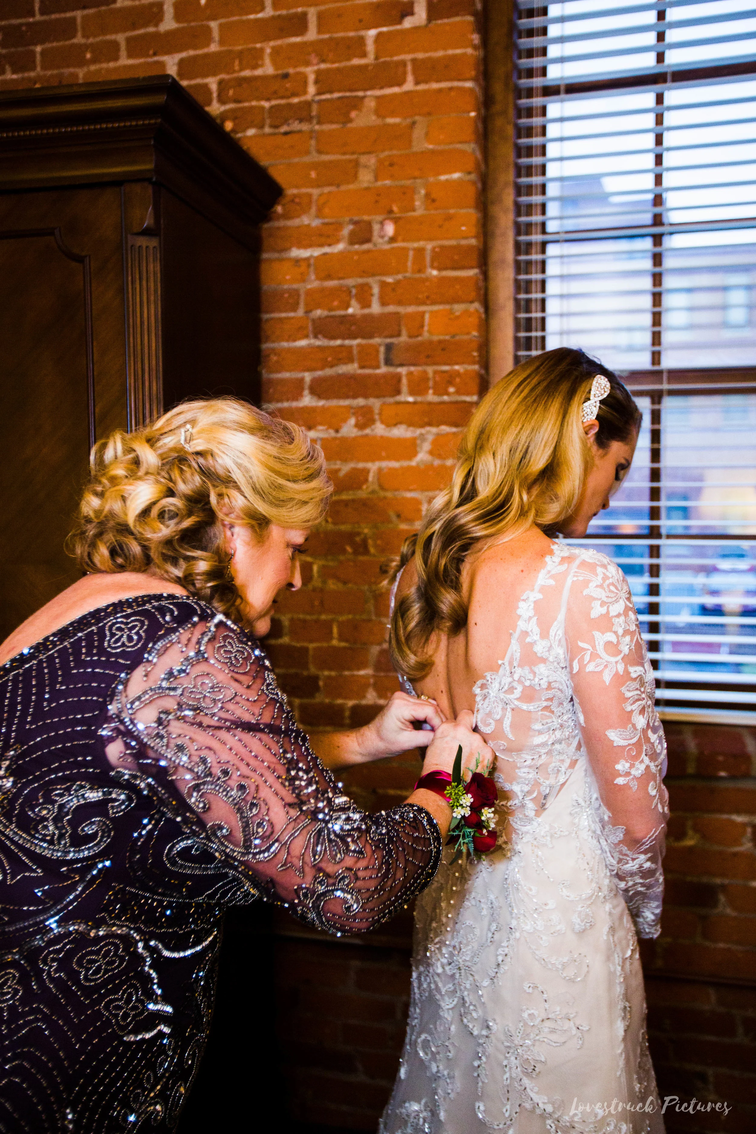CORK_FACTORY_WEDDING_LANCASTER--236.jpg