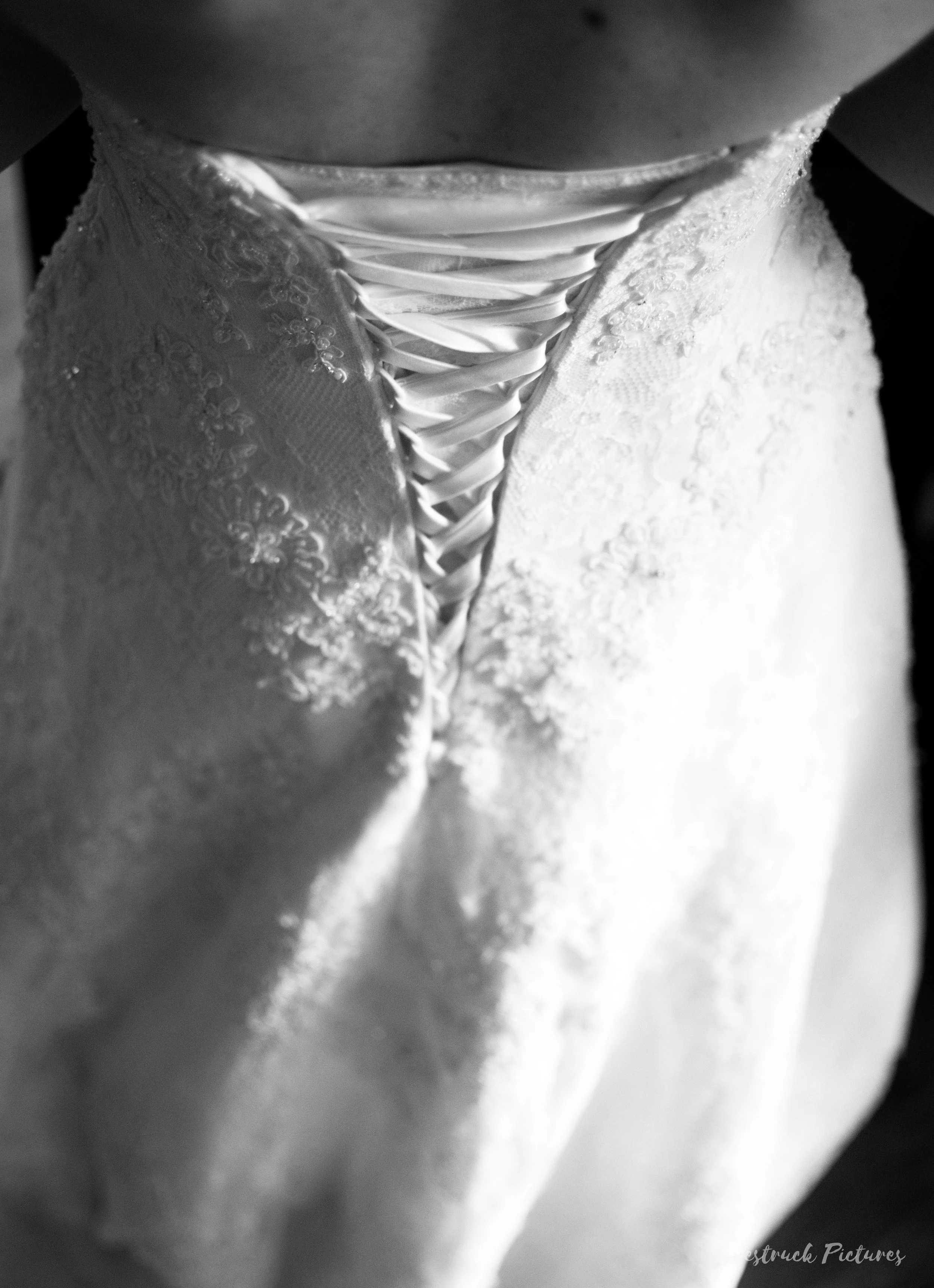 LOVESTRUCK PICTURES WEDDING PHOTOGRAPHY PHILADELPHIA -032.jpg