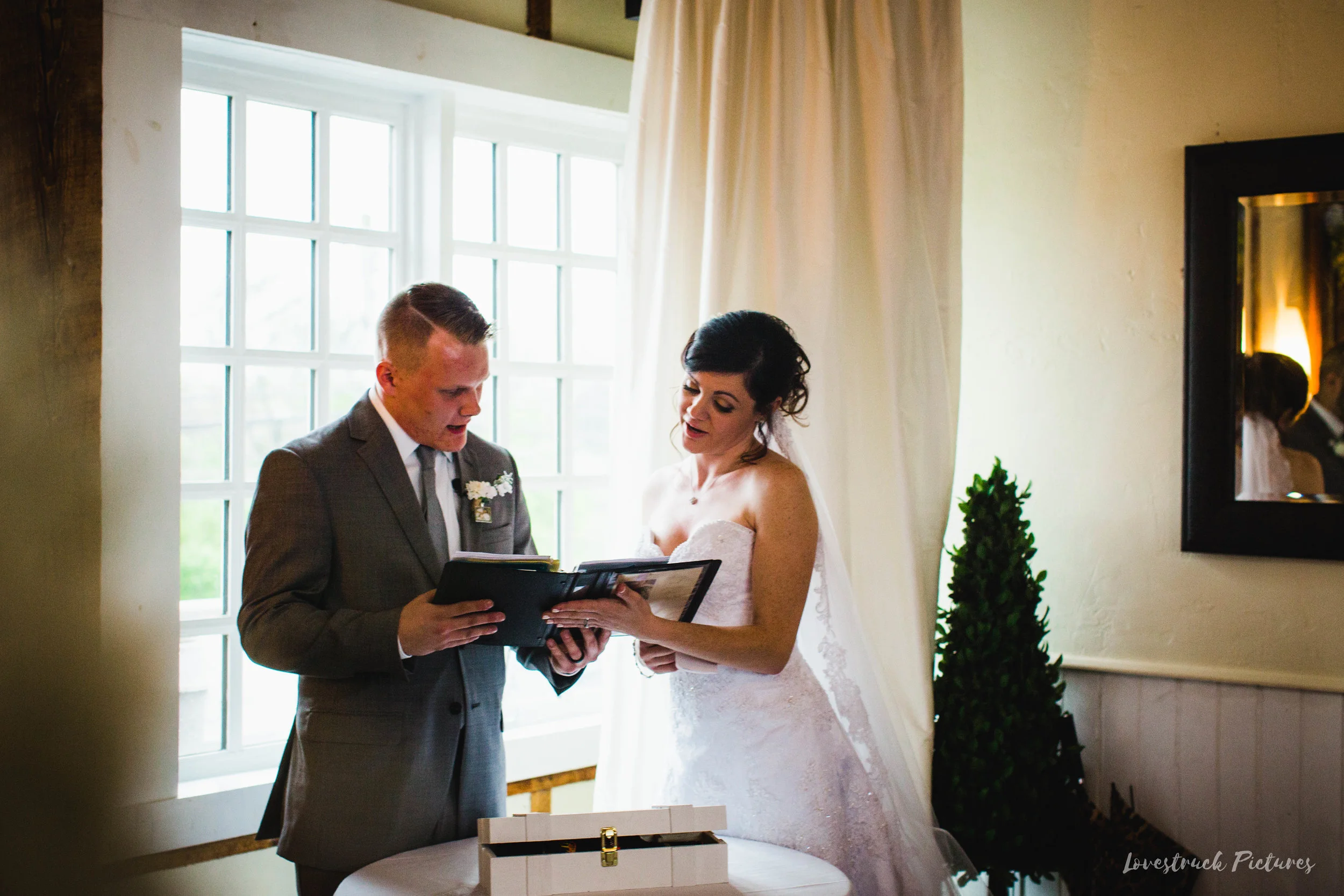LOVESTRUCK PICTURES WEDDING PHOTOGRAPHY PHILADELPHIA -097.jpg