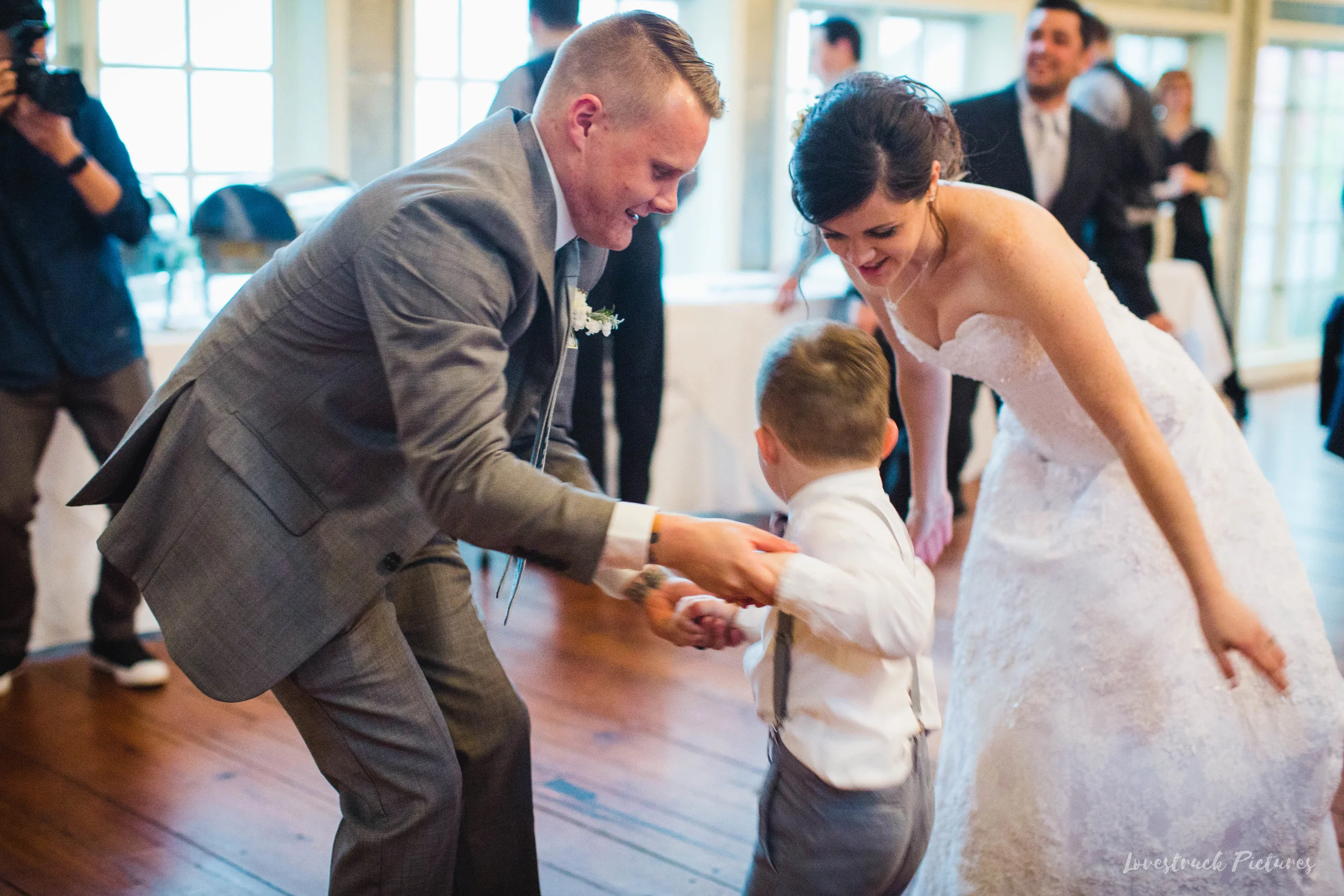 LOVESTRUCK PICTURES WEDDING PHOTOGRAPHY PHILADELPHIA -112.jpg
