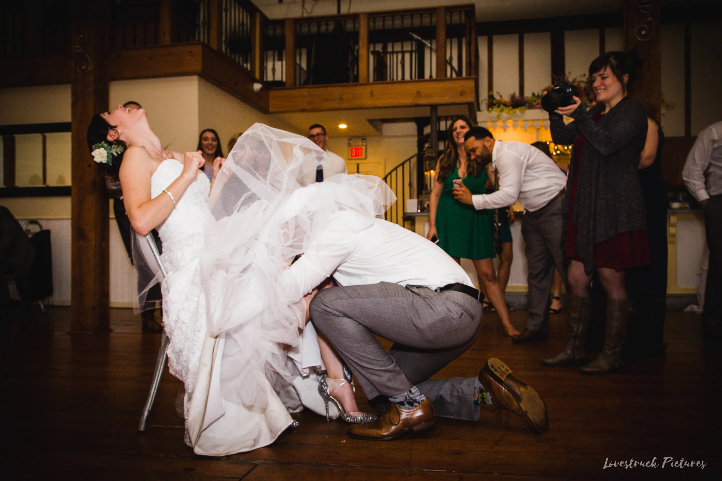 LOVESTRUCK PICTURES WEDDING PHOTOGRAPHY PHILADELPHIA -147.jpg