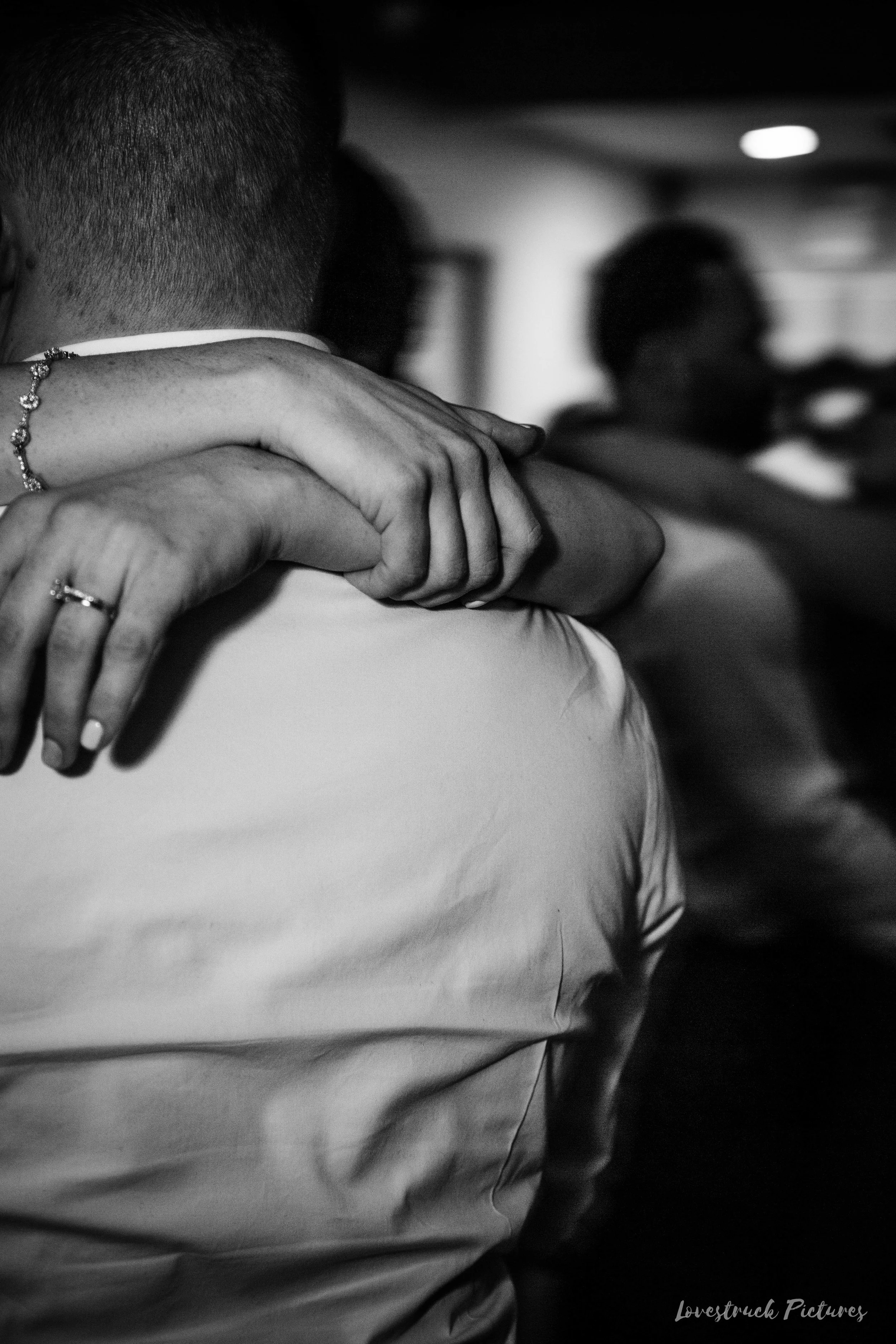 LOVESTRUCK PICTURES WEDDING PHOTOGRAPHY PHILADELPHIA -153.jpg