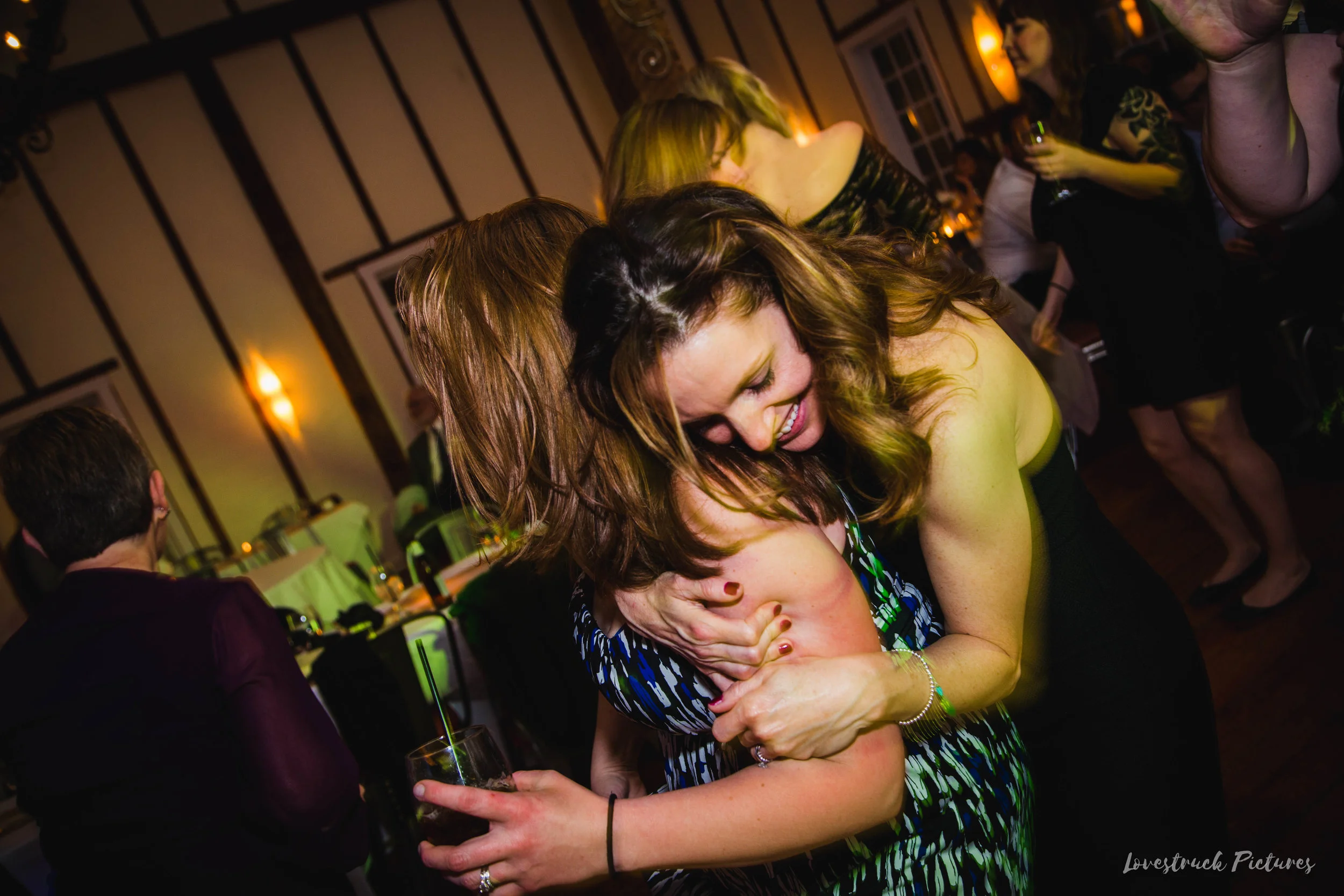 LOVESTRUCK PICTURES WEDDING PHOTOGRAPHY PHILADELPHIA -165.jpg