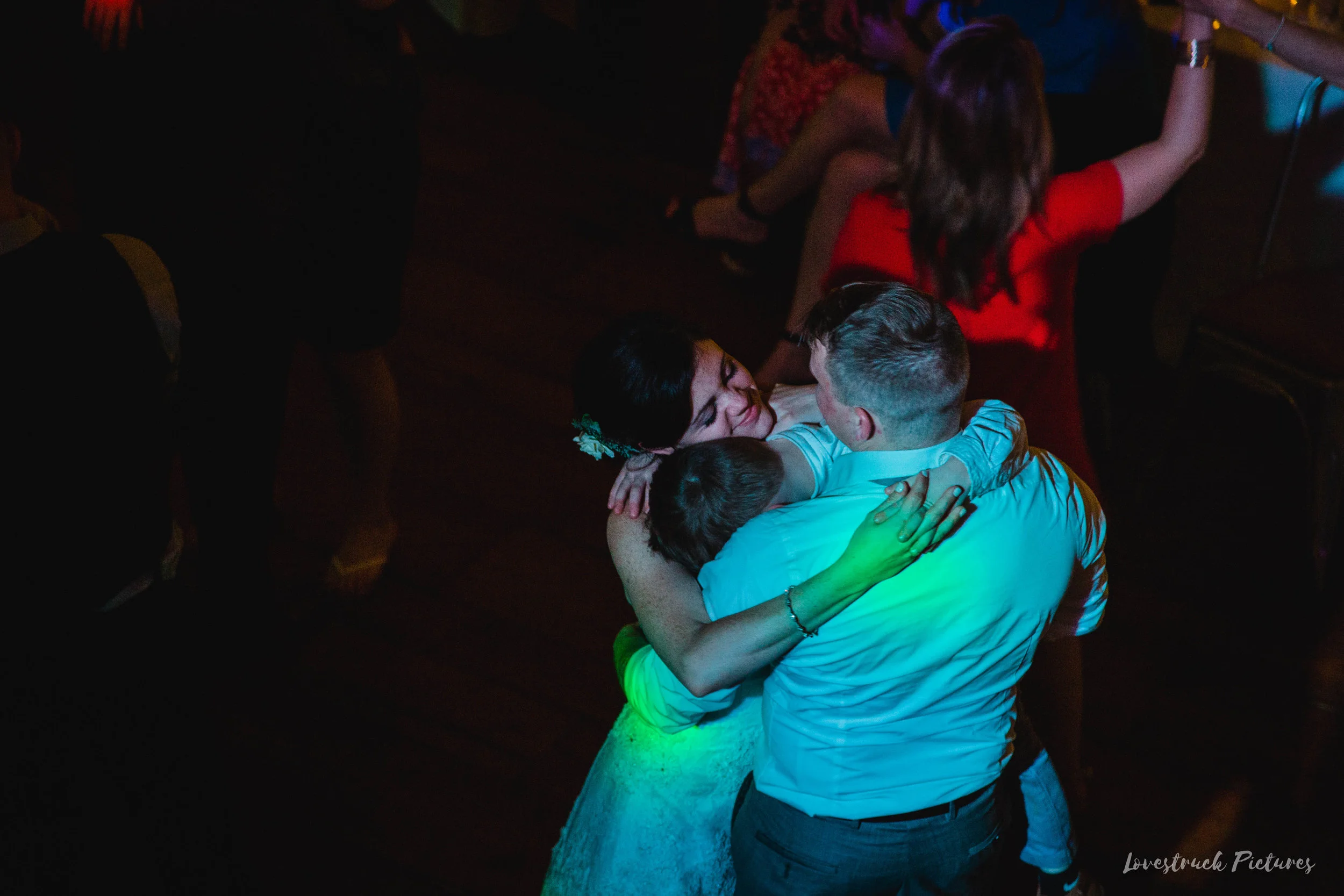 LOVESTRUCK PICTURES WEDDING PHOTOGRAPHY PHILADELPHIA -166.jpg