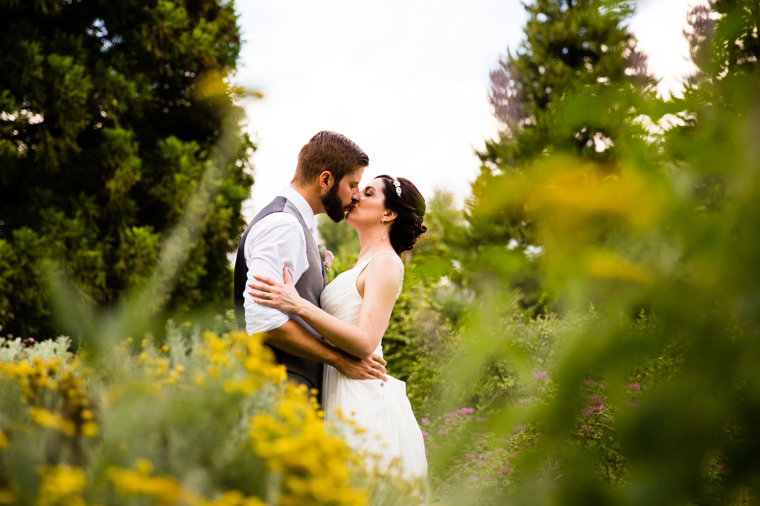 TYLER ARBORETUM WEDDING PHOTOGRAPHY LOVESTRUCK PICTURES-039.jpg
