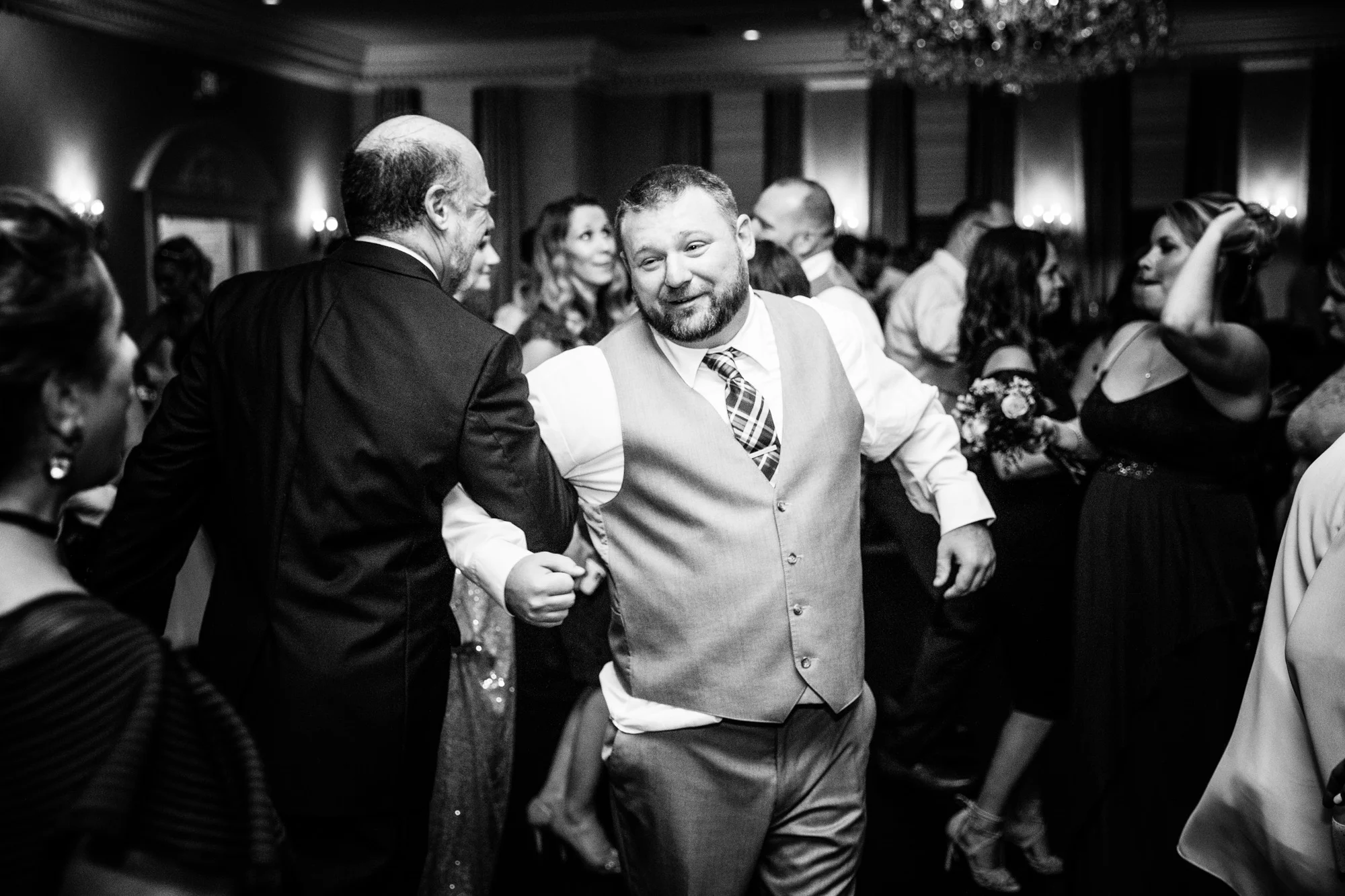 LOVESTRUCK PICTURES NORMANDY FARMS WEDDING - 087.jpg