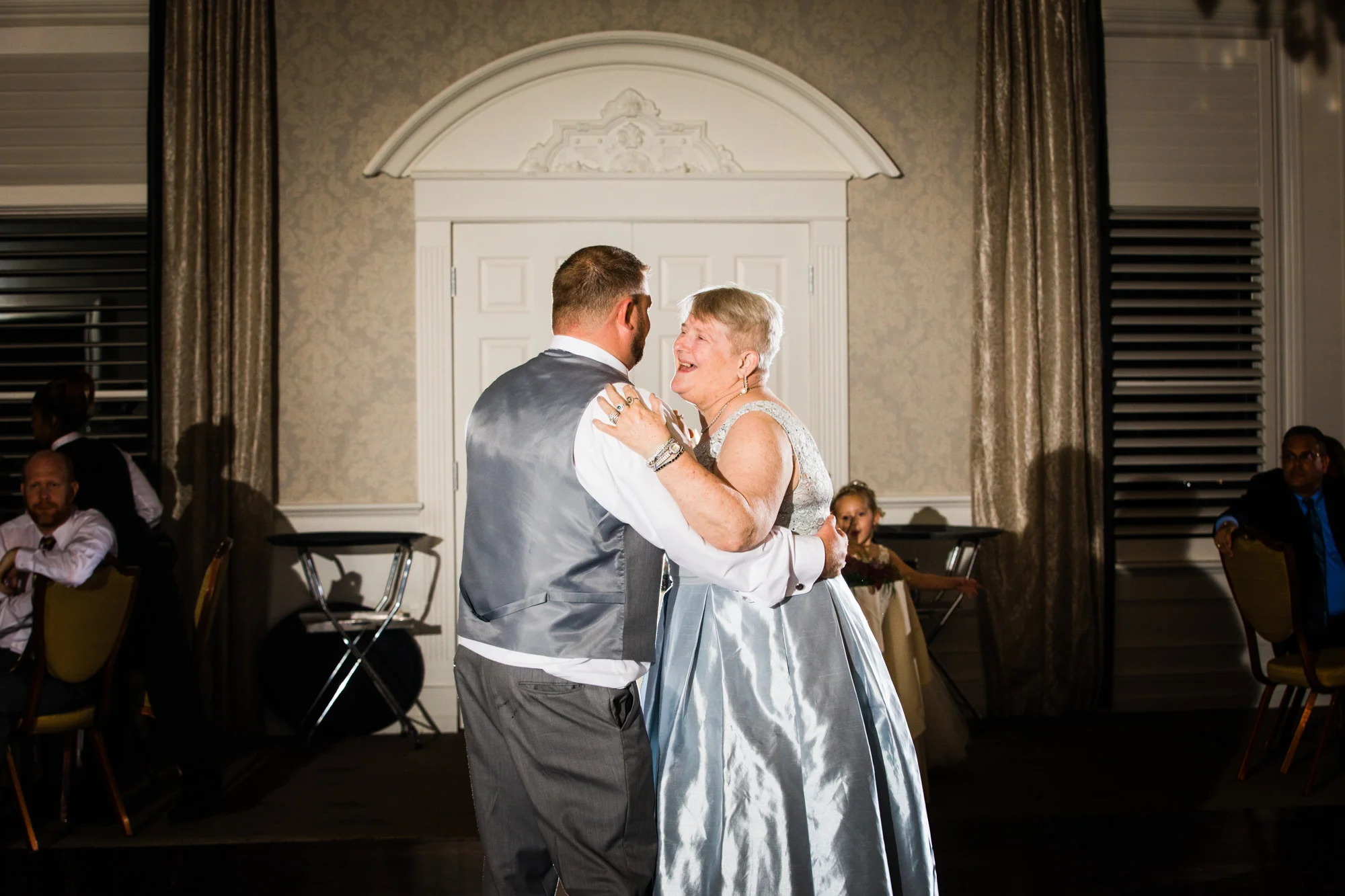 LOVESTRUCK PICTURES NORMANDY FARMS WEDDING - 091.jpg