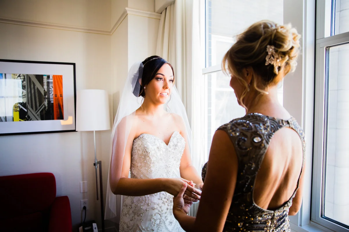 Crystal Tea Room Wedding Photos - LoveStruck Pictures - 027.jpg