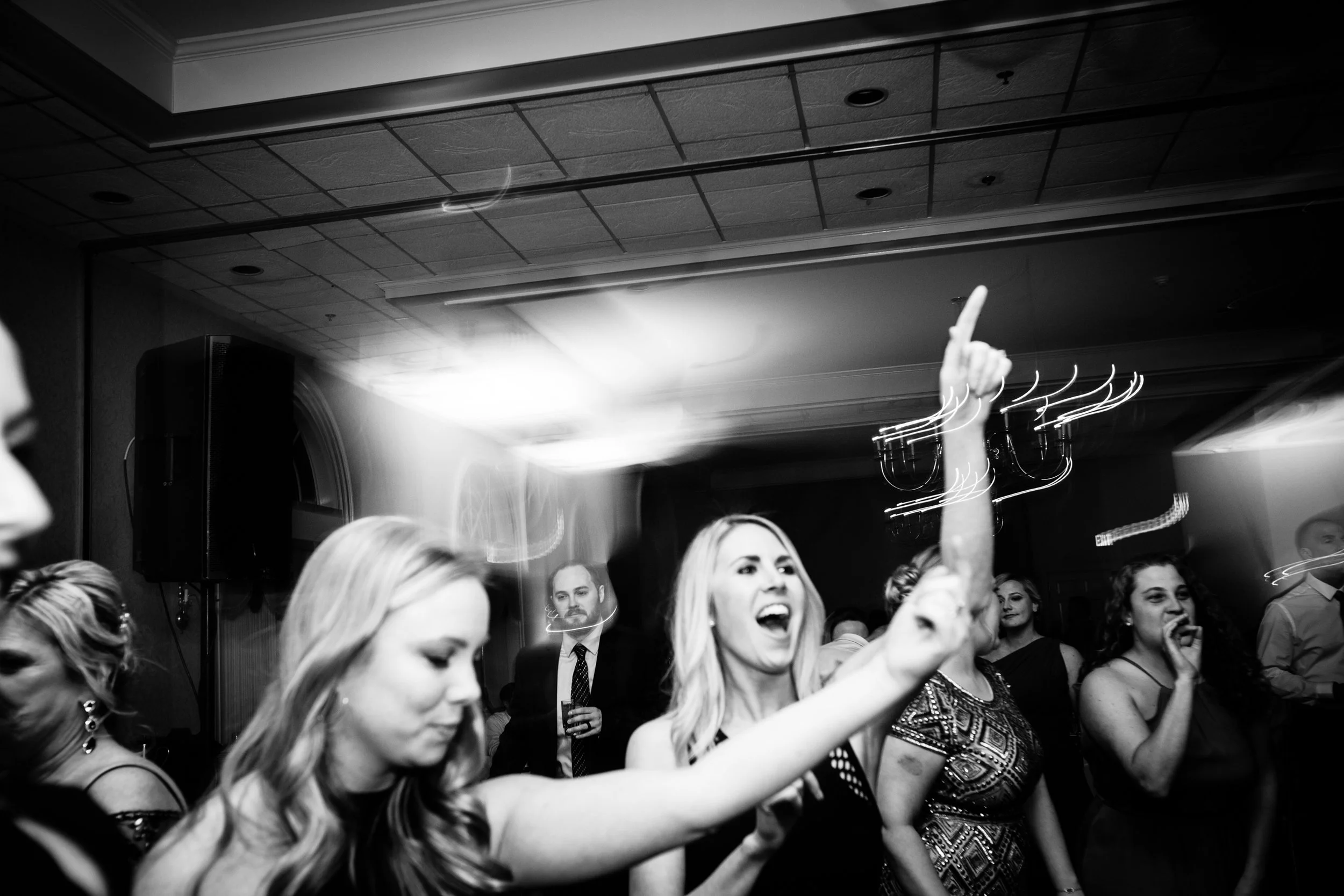 STEPHANIE AND TODDS WEDDING - SPRING MILL MANOR - IVYLAND PA WEDDING - 109.jpg