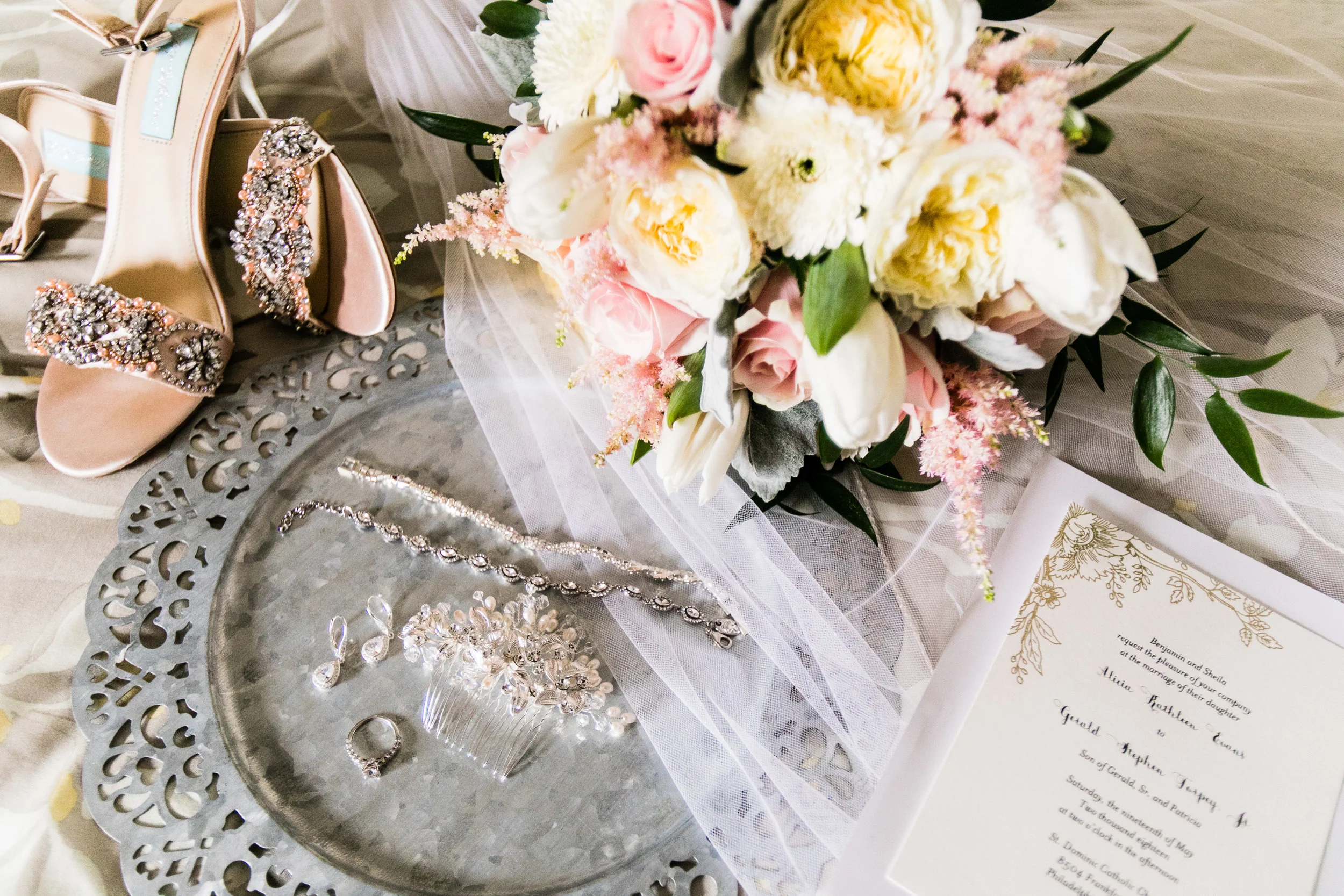 PHILADELPHIA BALLROOM WEDDING PHOTOS -003.jpg